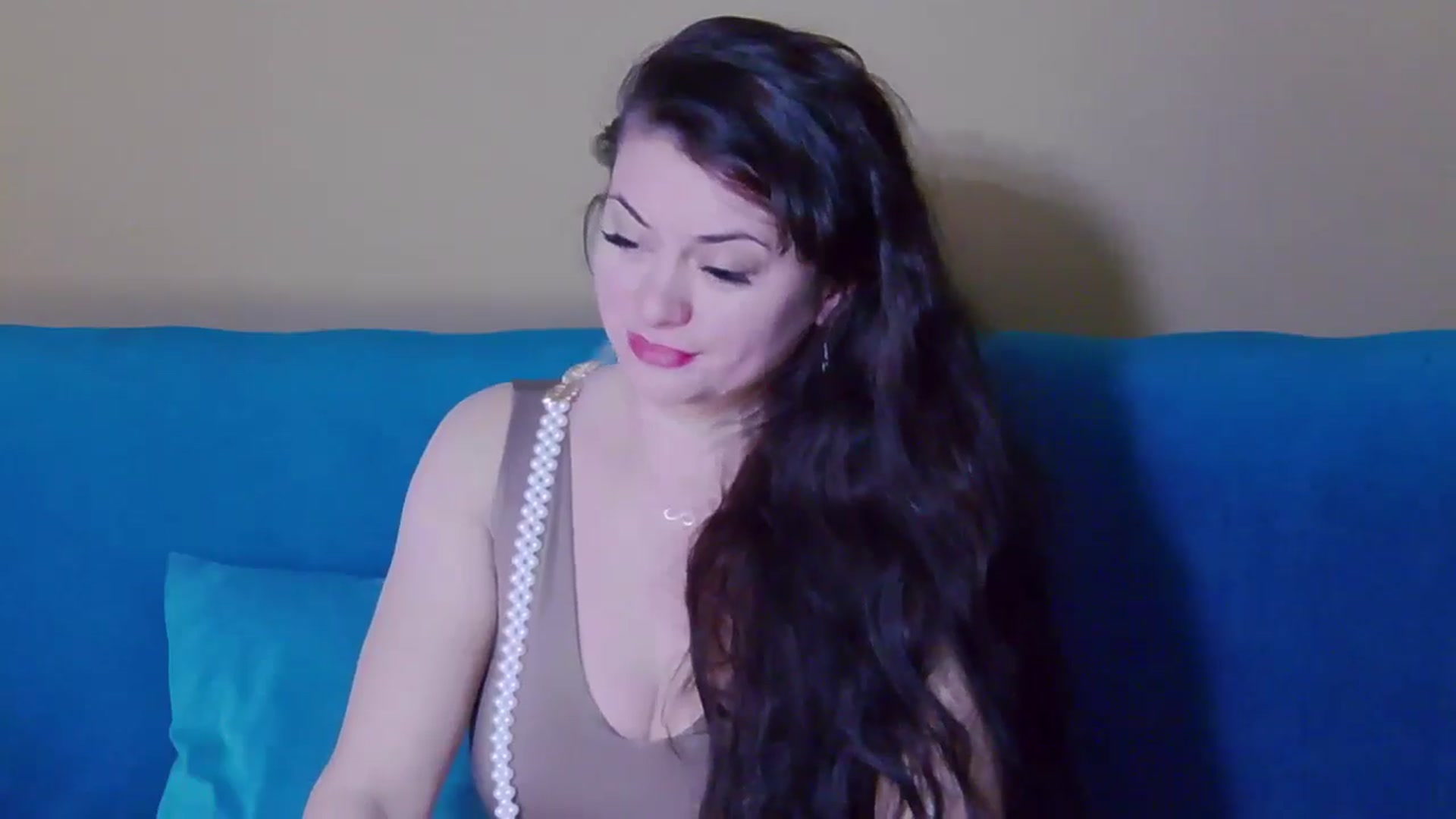 Gallery image thumbnail from ForeverChic's myfreecams stream on, 11/17/2024, 07:17 image 4 of 20