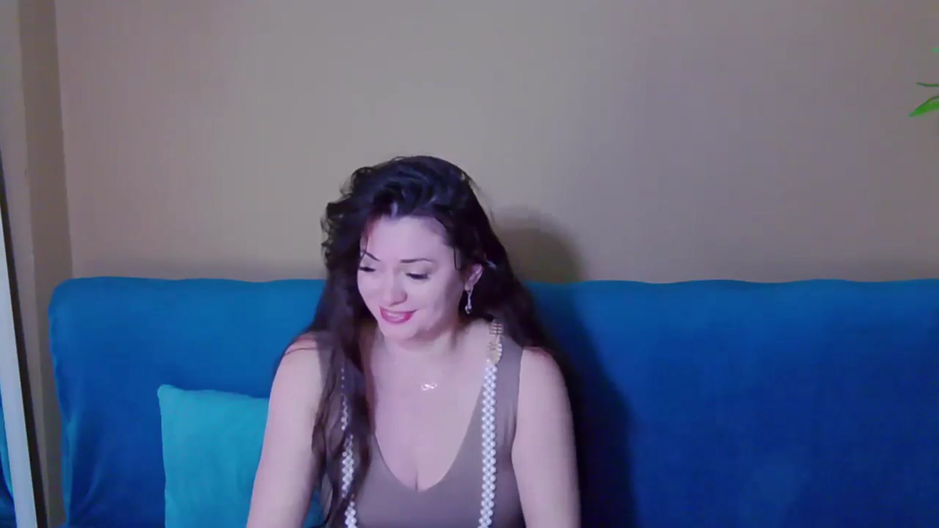 Gallery image thumbnail from ForeverChic's myfreecams stream on, 11/17/2024, 09:35 image 20 of 20