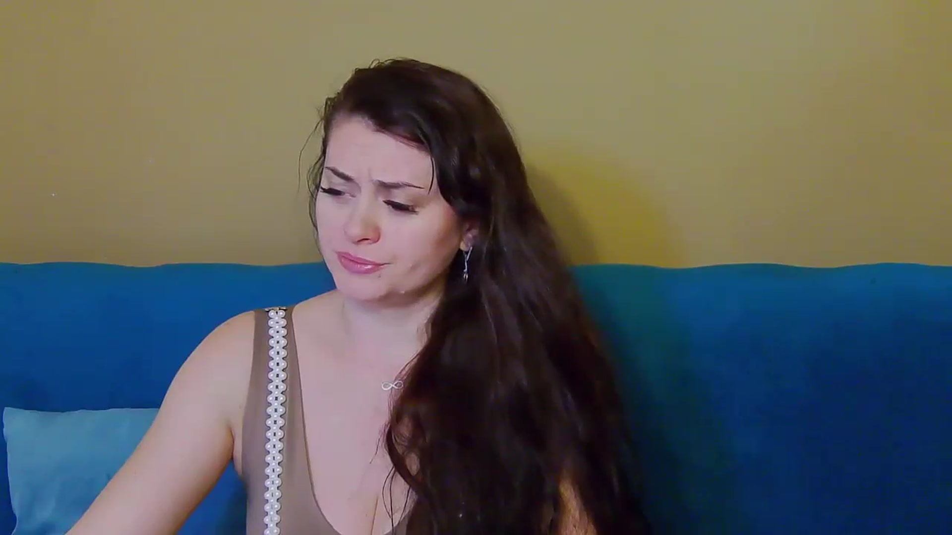 Gallery image thumbnail from ForeverChic's myfreecams stream on, 11/17/2024, 10:50 image 17 of 20