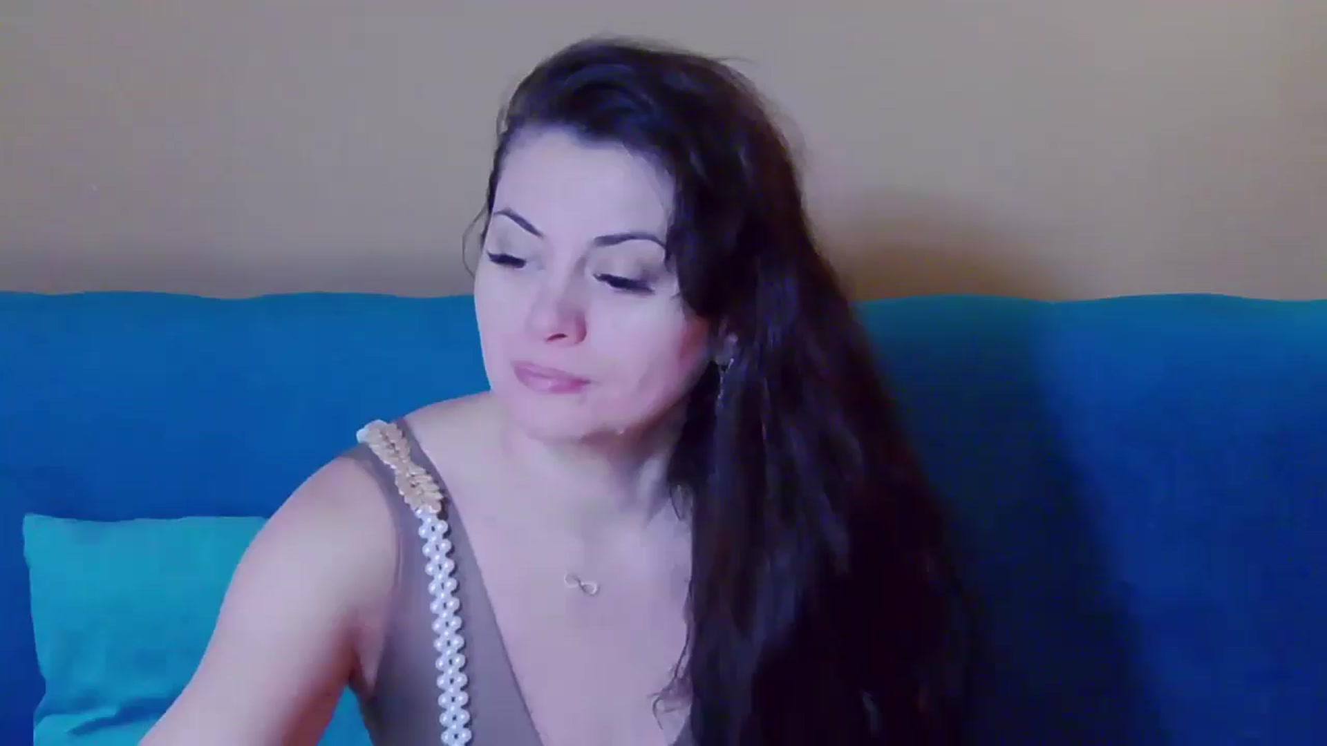 Gallery image thumbnail from ForeverChic's myfreecams stream on, 11/17/2024, 10:50 image 3 of 20