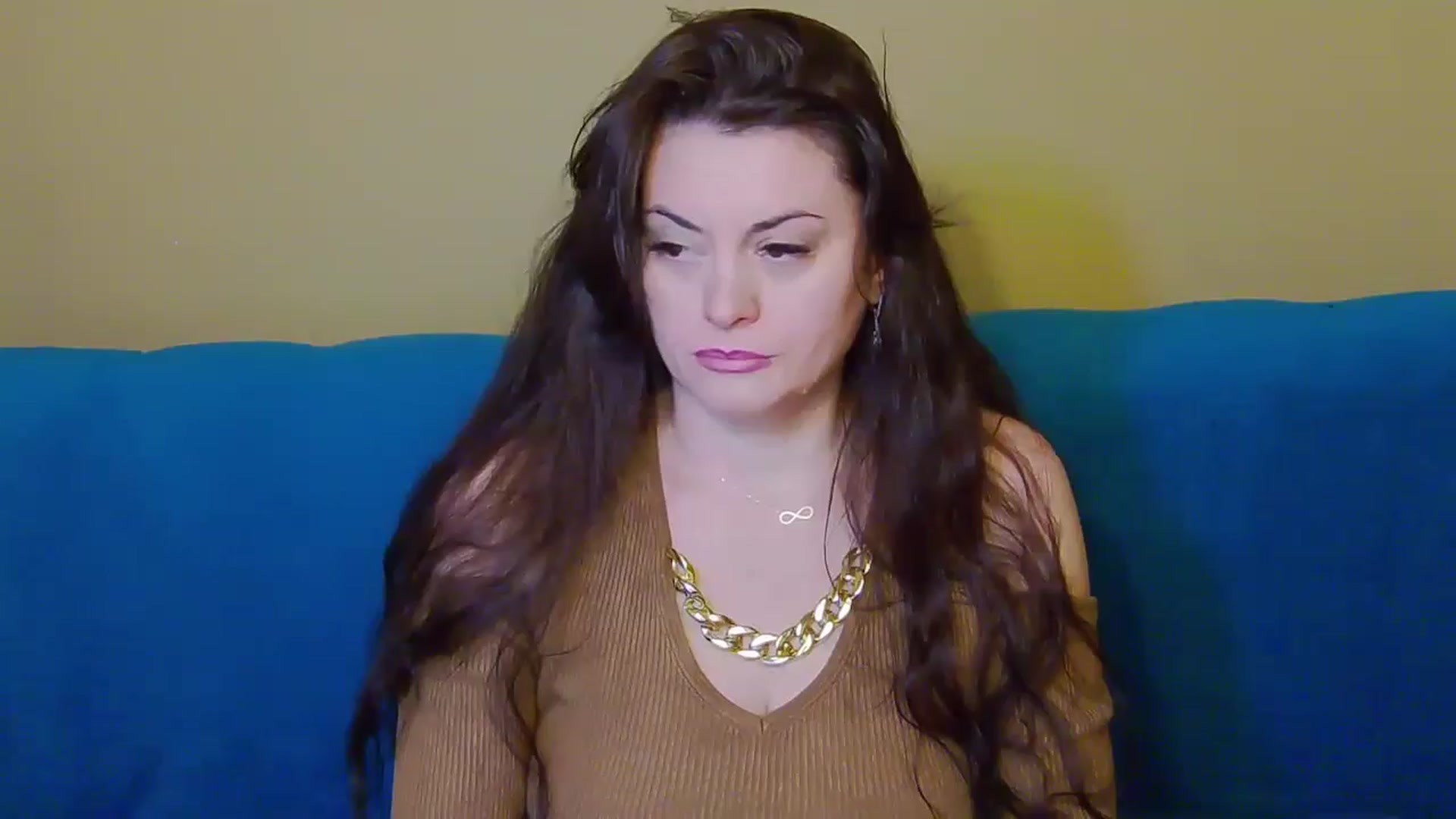 Gallery image thumbnail from ForeverChic's myfreecams stream on, 11/20/2024, 10:45 image 11 of 20