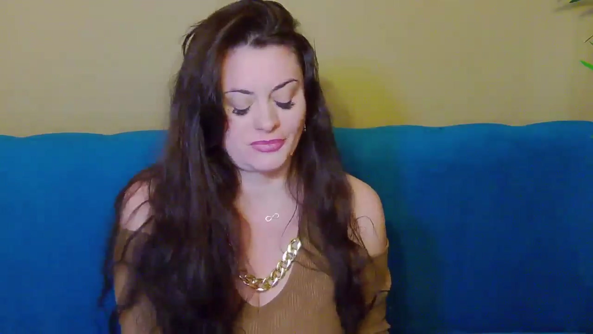 Gallery image thumbnail from ForeverChic's myfreecams stream on, 11/20/2024, 10:45 image 18 of 20