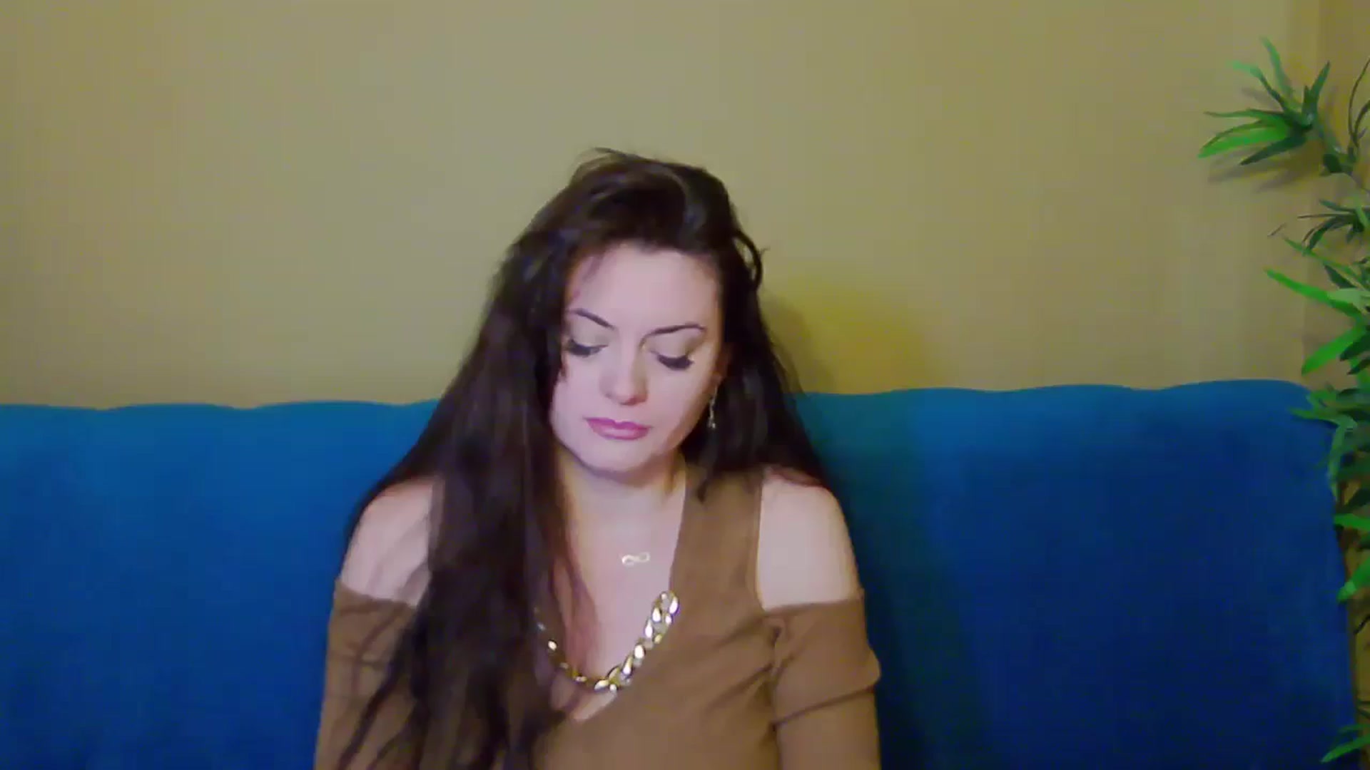 Gallery image thumbnail from ForeverChic's myfreecams stream on, 11/20/2024, 12:21 image 1 of 20