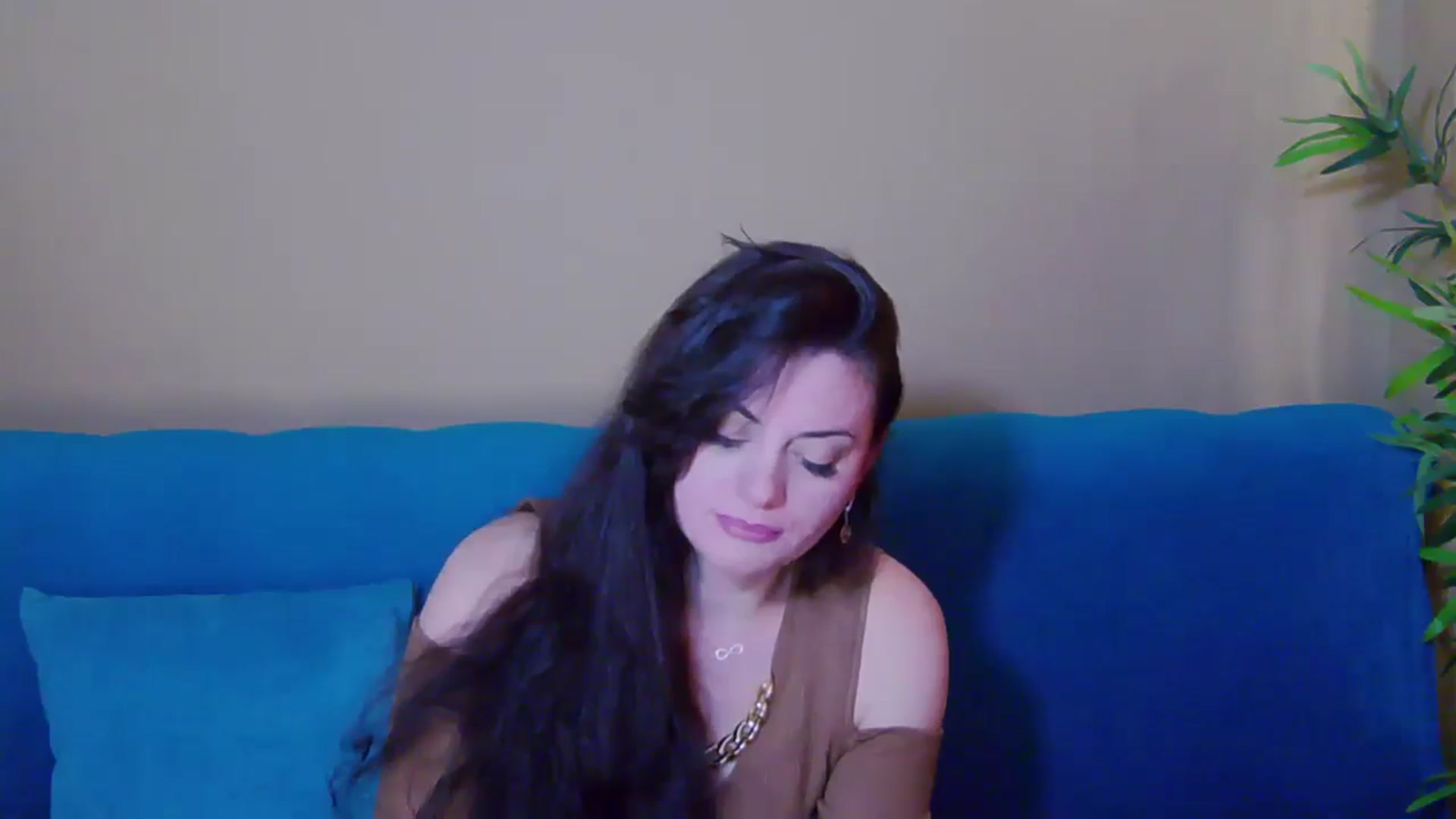 Gallery image thumbnail from ForeverChic's myfreecams stream on, 11/20/2024, 12:21 image 13 of 20