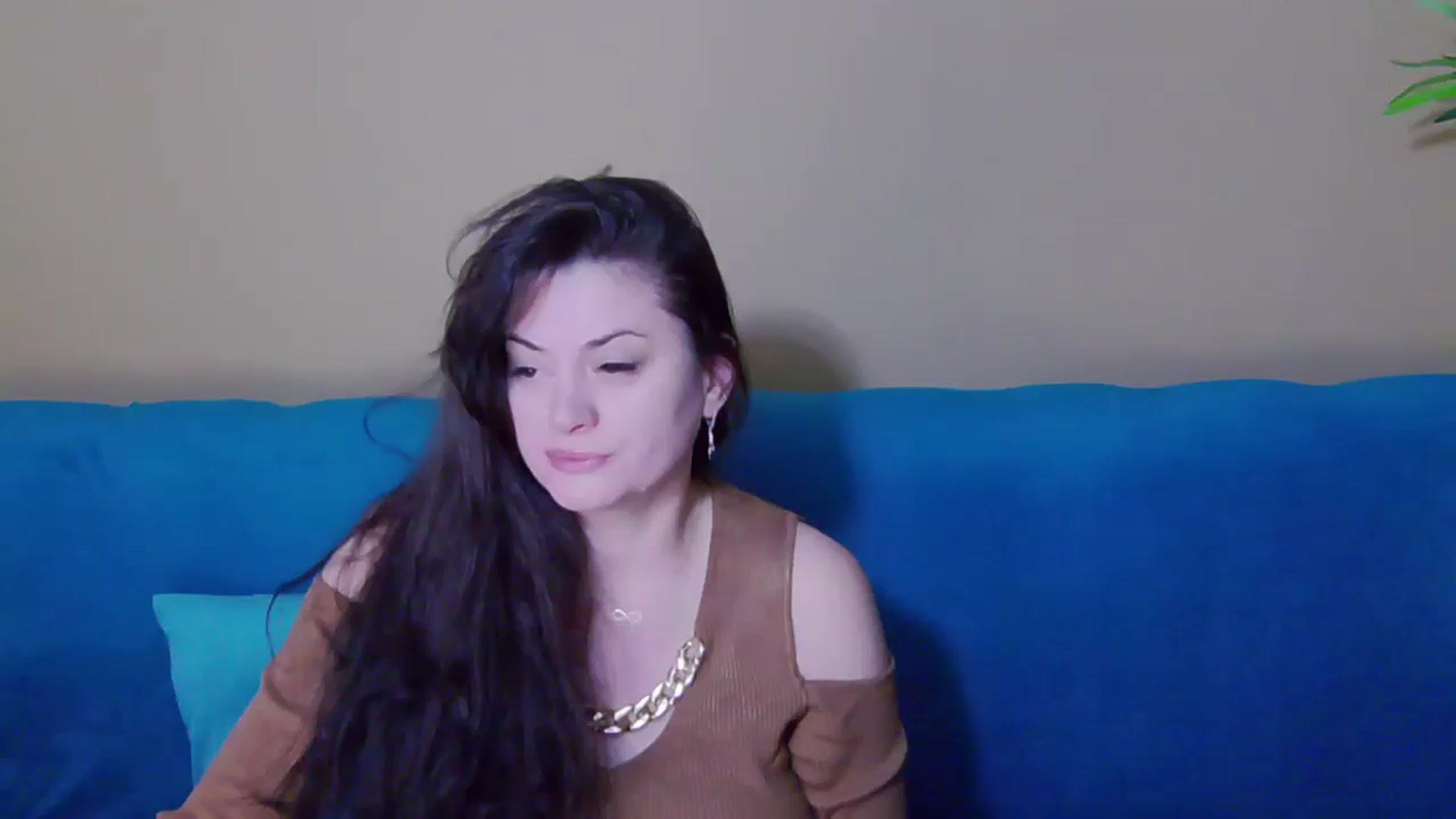 Gallery image thumbnail from ForeverChic's myfreecams stream on, 11/20/2024, 14:18 image 11 of 20