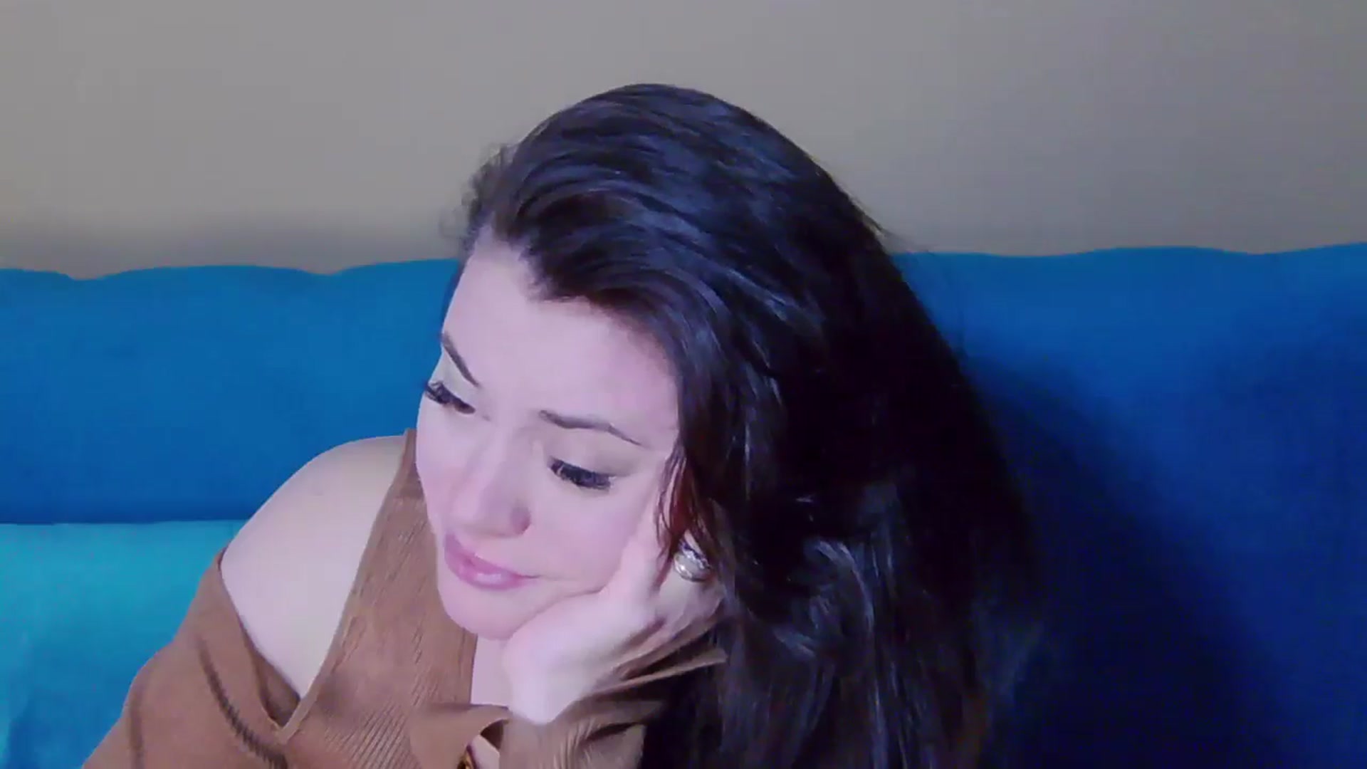 Gallery image thumbnail from ForeverChic's myfreecams stream on, 11/20/2024, 14:18 image 7 of 20