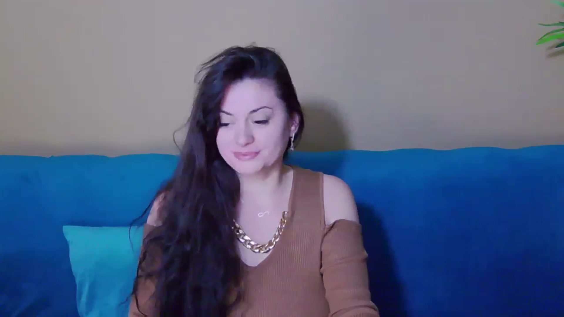 Gallery image thumbnail from ForeverChic's myfreecams stream on, 11/20/2024, 14:18 image 9 of 20