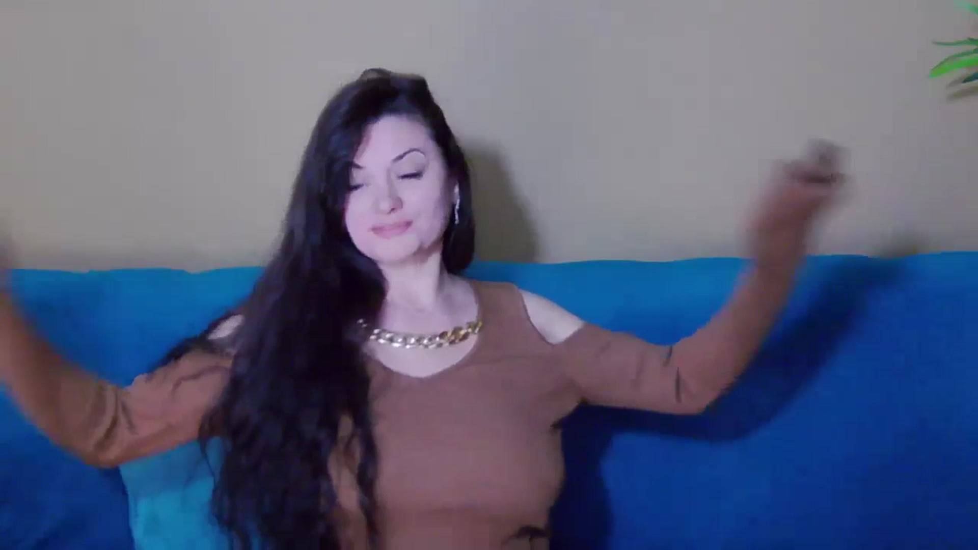 Gallery image thumbnail from ForeverChic's myfreecams stream on, 11/20/2024, 14:18 image 19 of 20