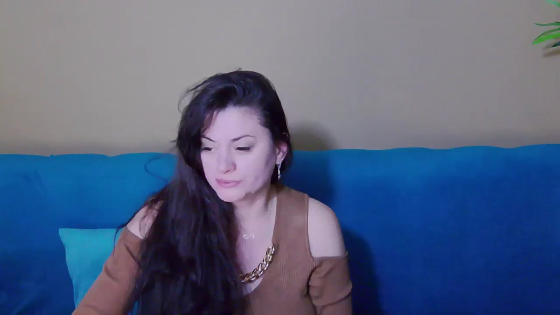 Gallery image thumbnail from ForeverChic's myfreecams stream on, 11/20/2024, 14:18 image 12 of 20