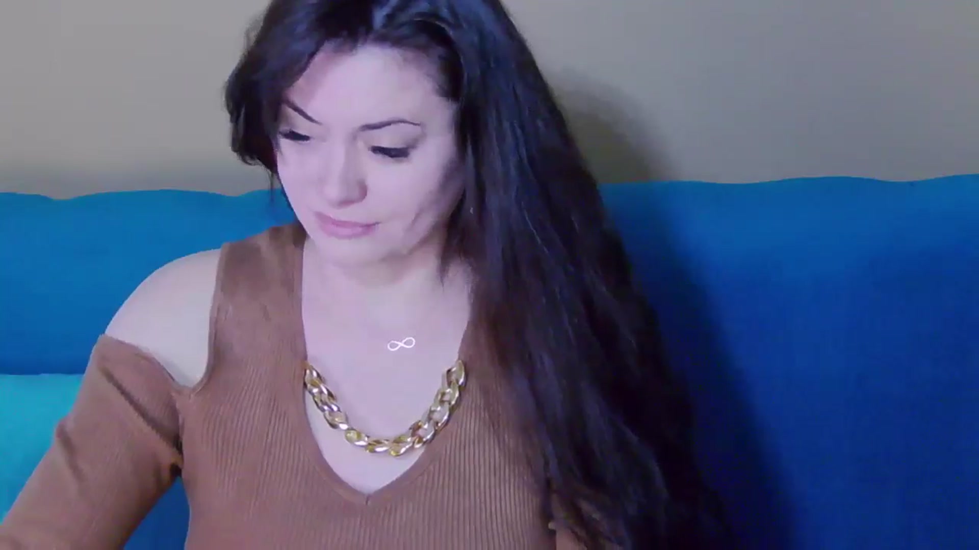 Gallery image thumbnail from ForeverChic's myfreecams stream on, 11/20/2024, 14:18 image 5 of 20