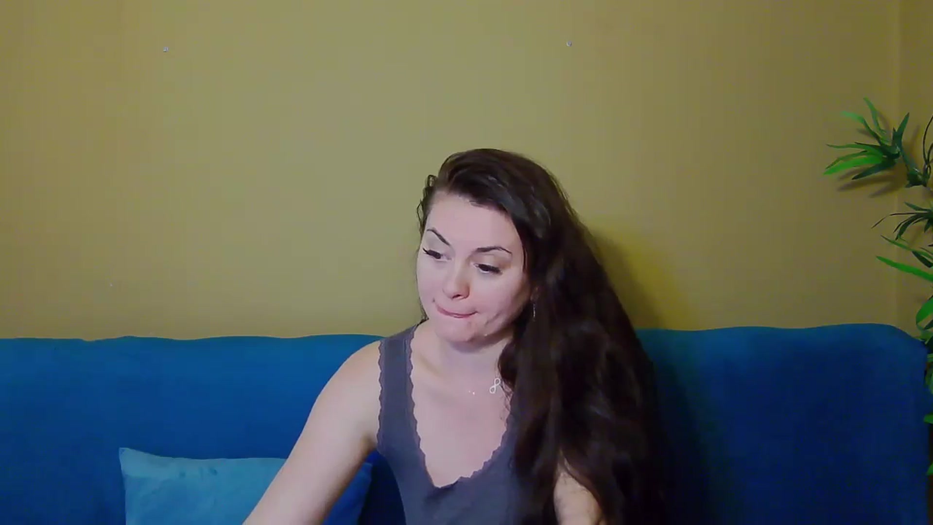 Gallery image thumbnail from ForeverChic's myfreecams stream on, 11/21/2024, 12:38 image 18 of 20