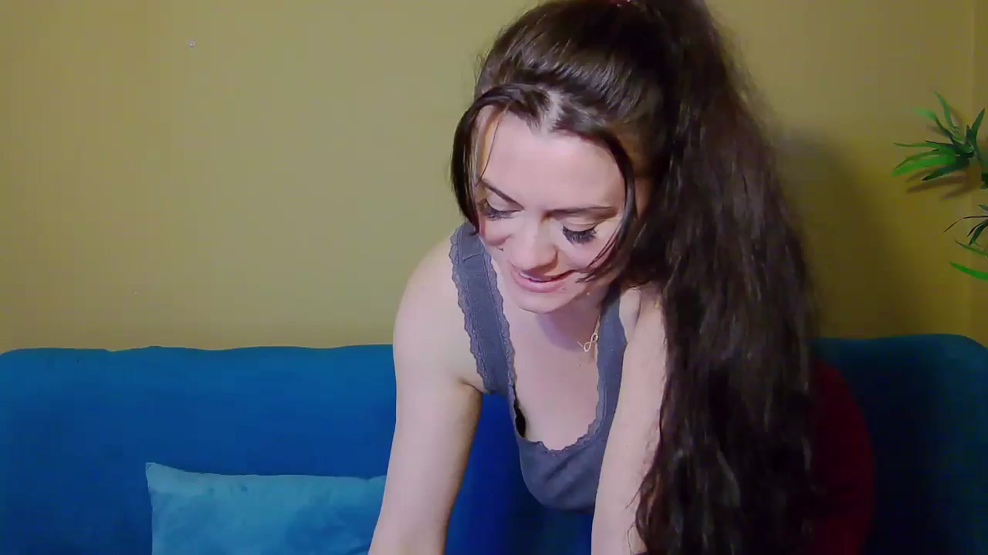 Gallery image thumbnail from ForeverChic's myfreecams stream on, 11/21/2024, 15:09 image 10 of 20