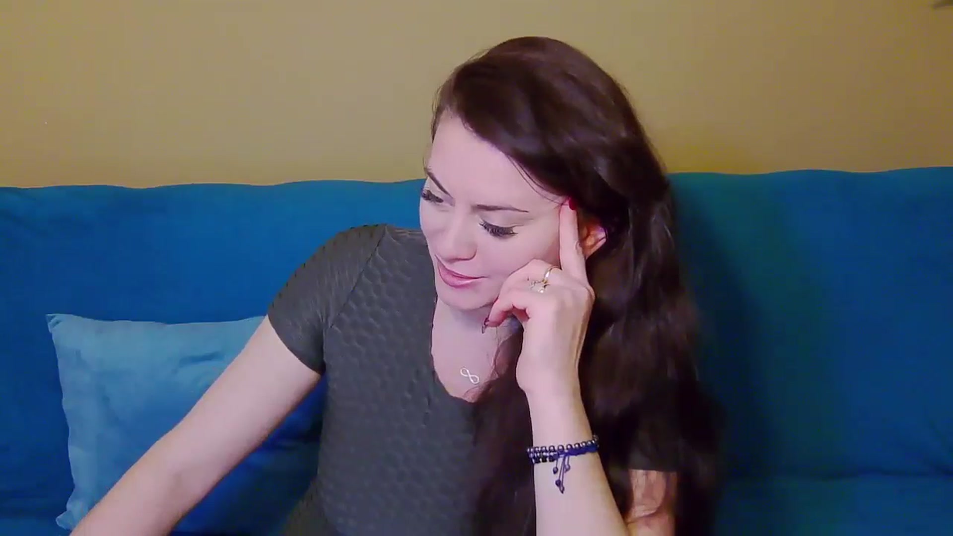 Gallery image thumbnail from ForeverChic's myfreecams stream on, 11/22/2024, 16:24 image 4 of 20