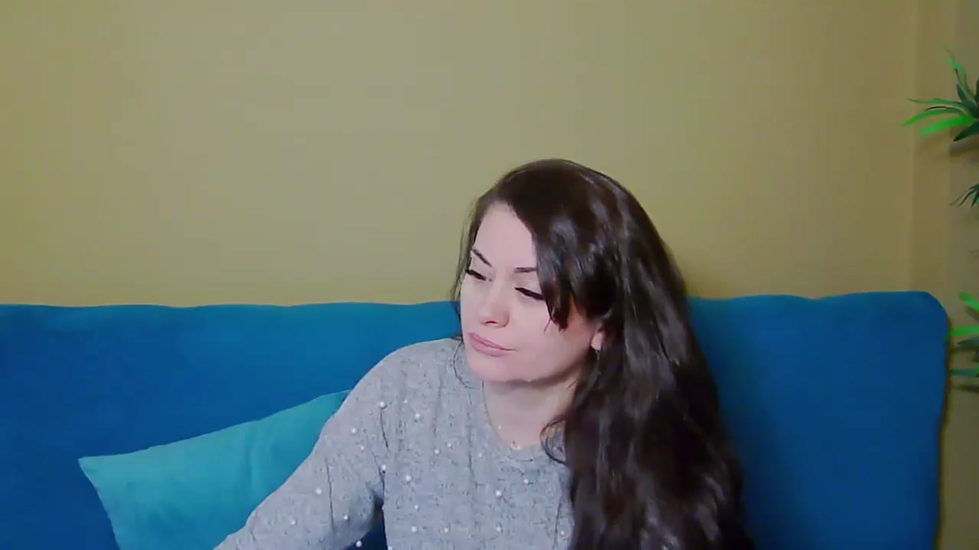 Gallery image thumbnail from ForeverChic's myfreecams stream on, 11/25/2024, 14:13 image 15 of 20
