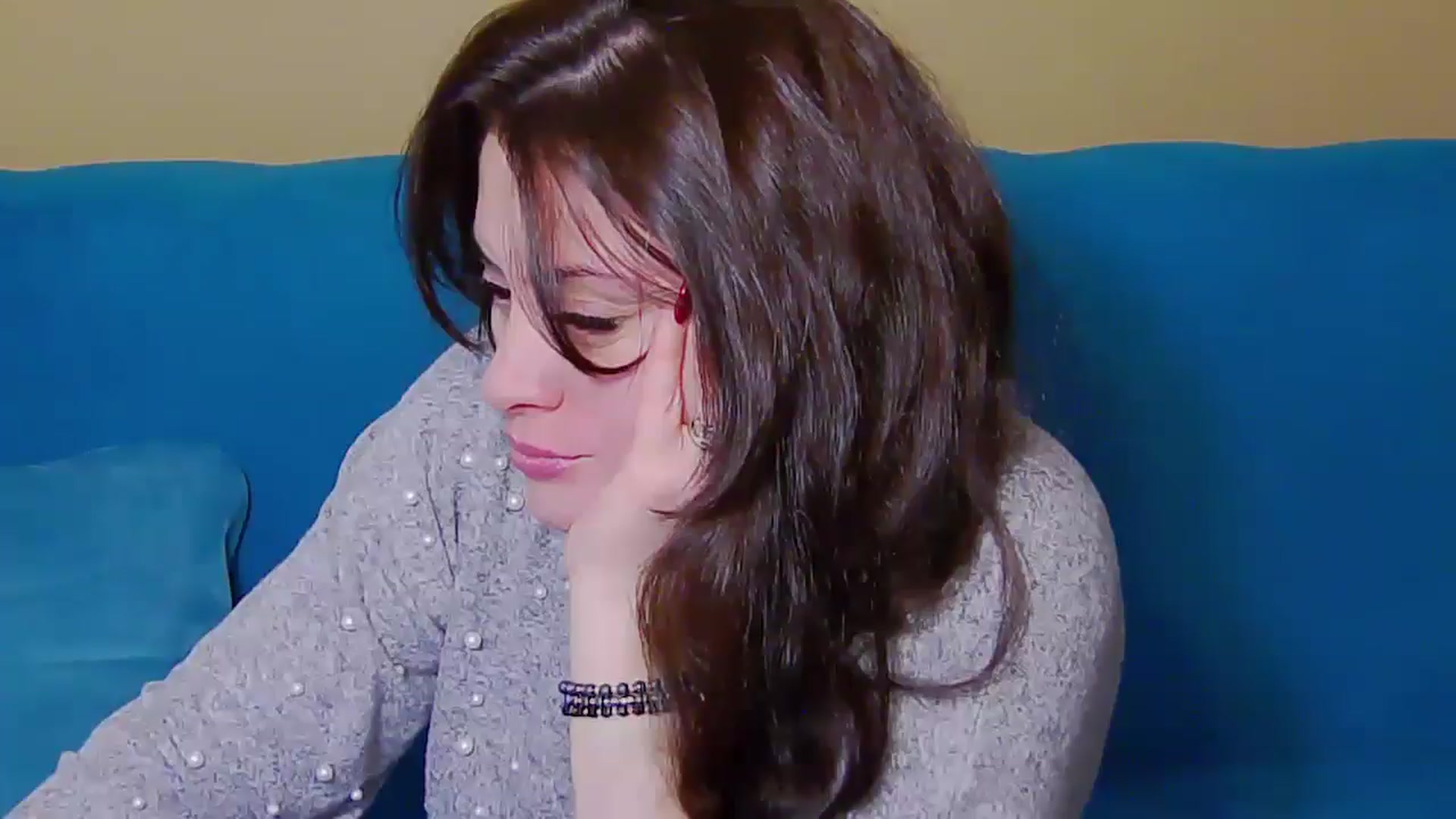 Gallery image thumbnail from ForeverChic's myfreecams stream on, 11/25/2024, 16:44 image 6 of 20