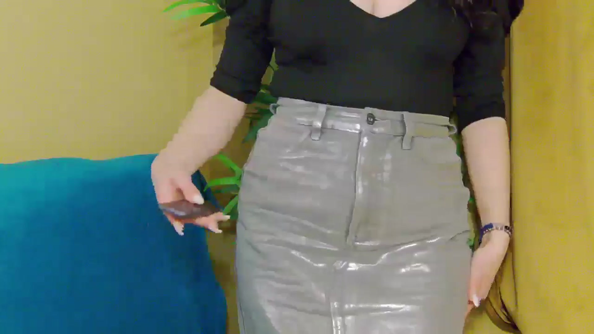 Gallery image thumbnail from ForeverChic's myfreecams stream on, 11/29/2024, 12:21 image 10 of 20