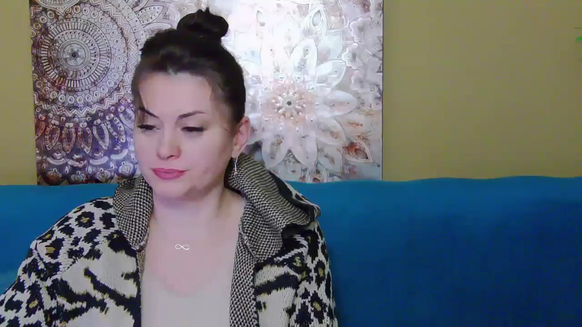 Gallery image thumbnail from ForeverChic's myfreecams stream on, 11/30/2024, 08:47 image 11 of 20