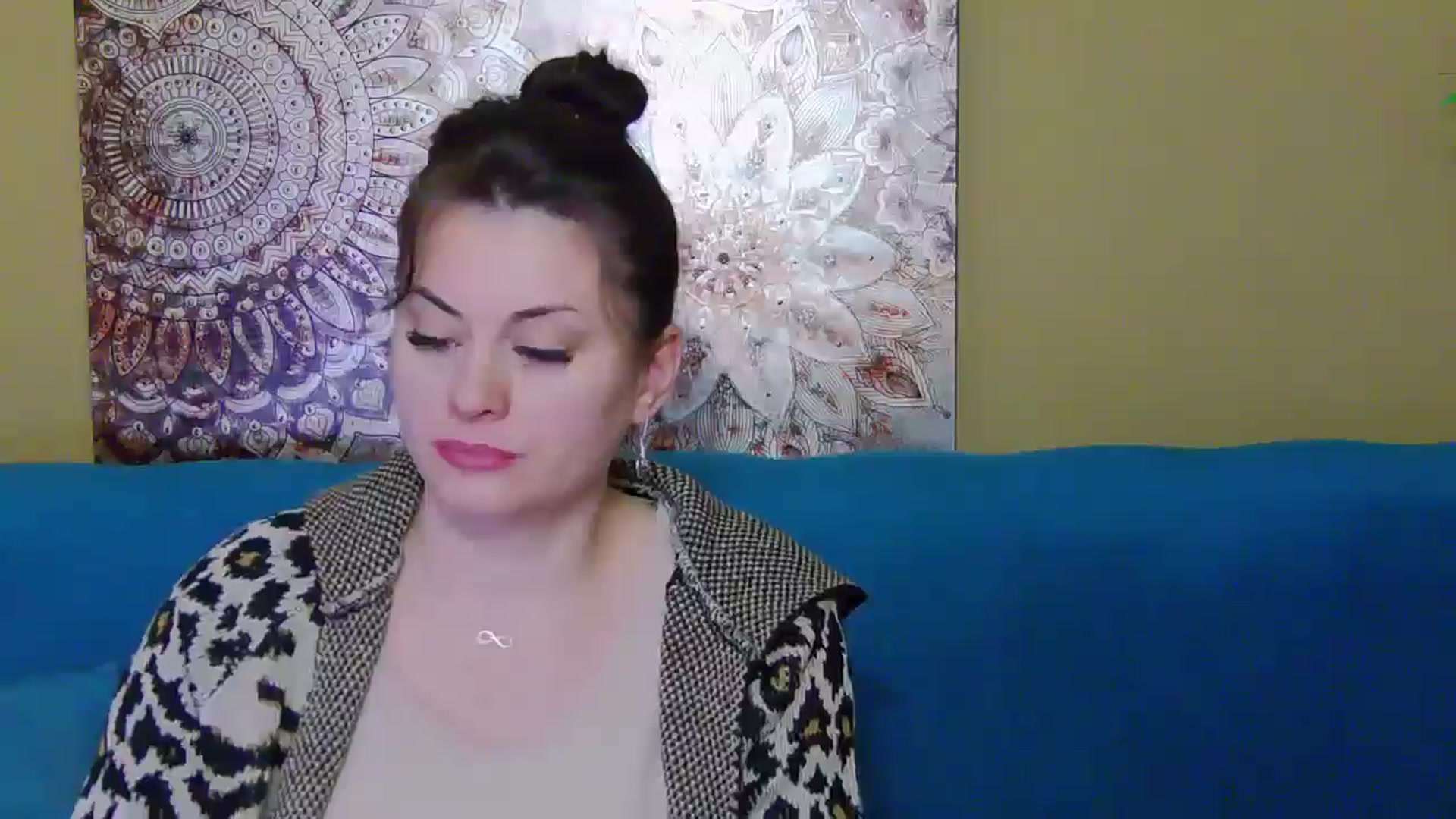 Gallery image thumbnail from ForeverChic's myfreecams stream on, 11/30/2024, 08:47 image 18 of 20