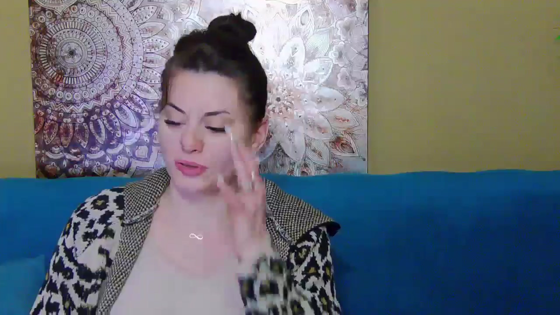 Gallery image thumbnail from ForeverChic's myfreecams stream on, 11/30/2024, 08:47 image 15 of 20
