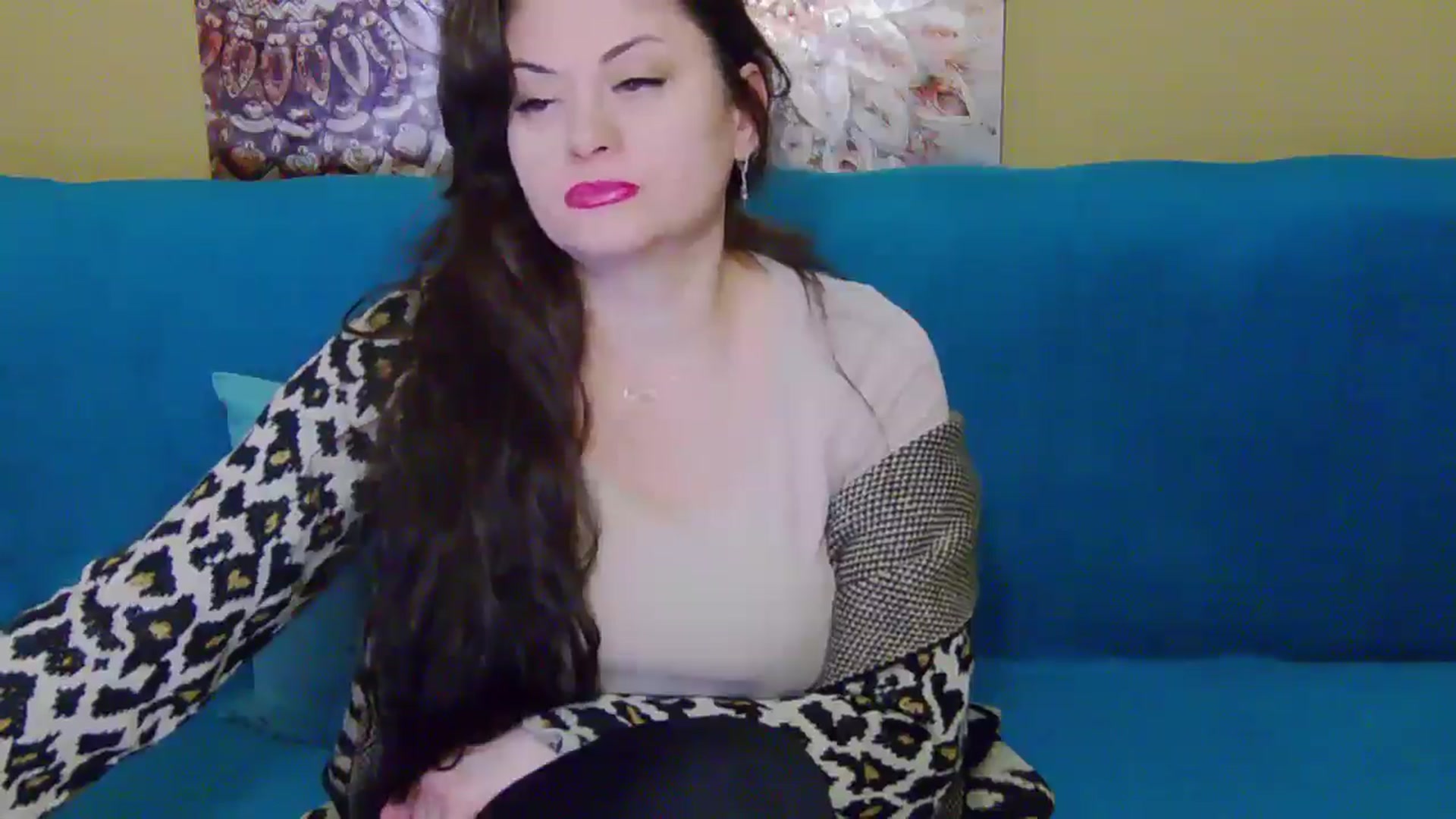 Gallery image thumbnail from ForeverChic's myfreecams stream on, 11/30/2024, 11:34 image 10 of 20