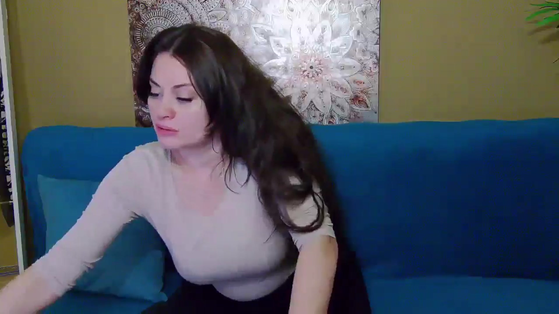 Gallery image thumbnail from ForeverChic's myfreecams stream on, 11/30/2024, 13:27 image 13 of 20