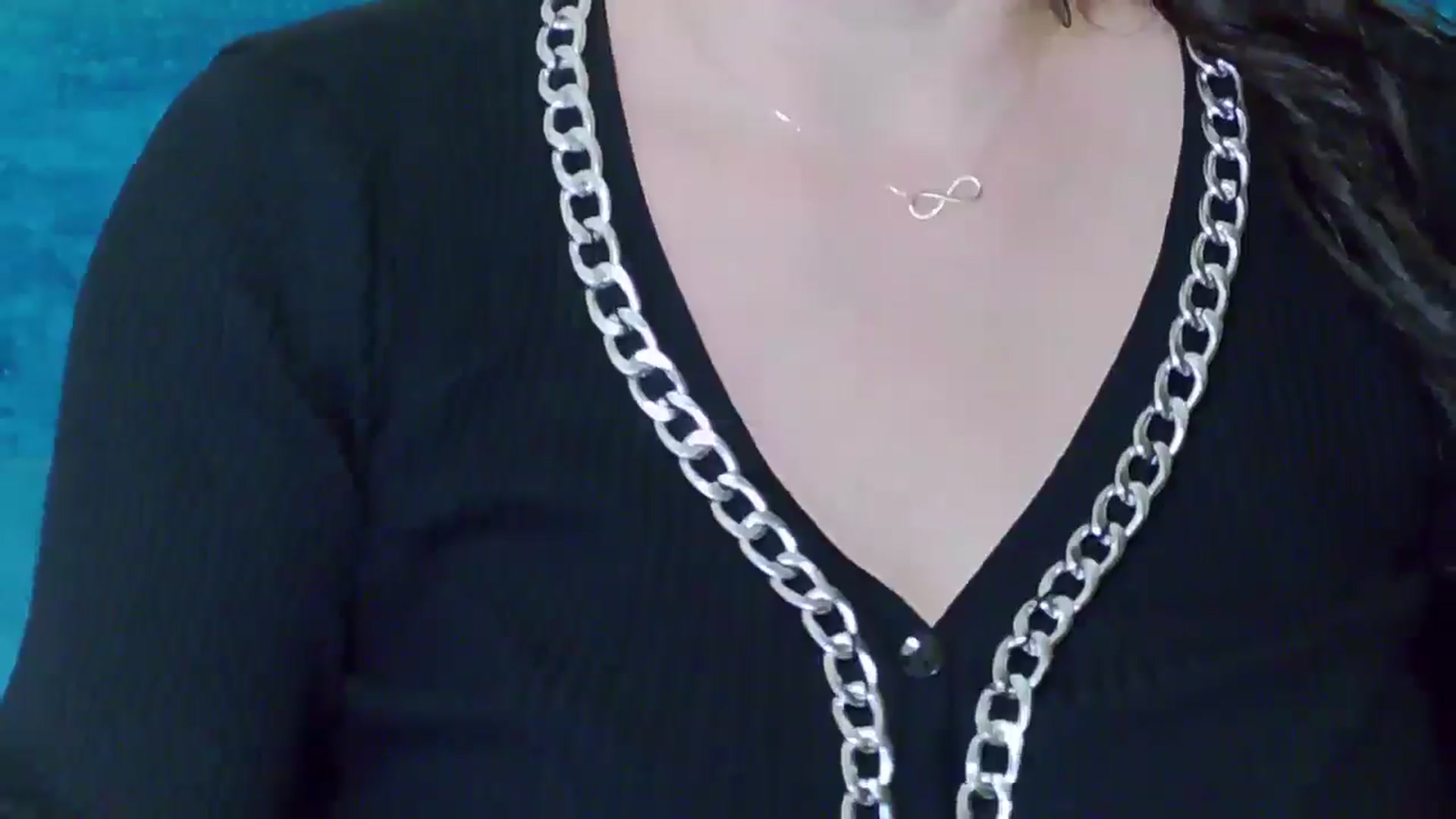 Gallery image thumbnail from ForeverChic's myfreecams stream on, 12/04/2024, 16:07 image 19 of 20