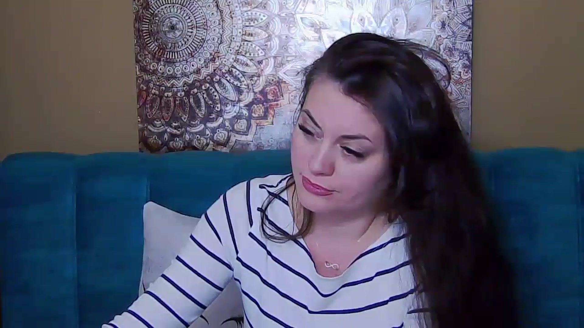 Gallery image thumbnail from ForeverChic's myfreecams stream on, 12/05/2024, 12:03 image 14 of 20