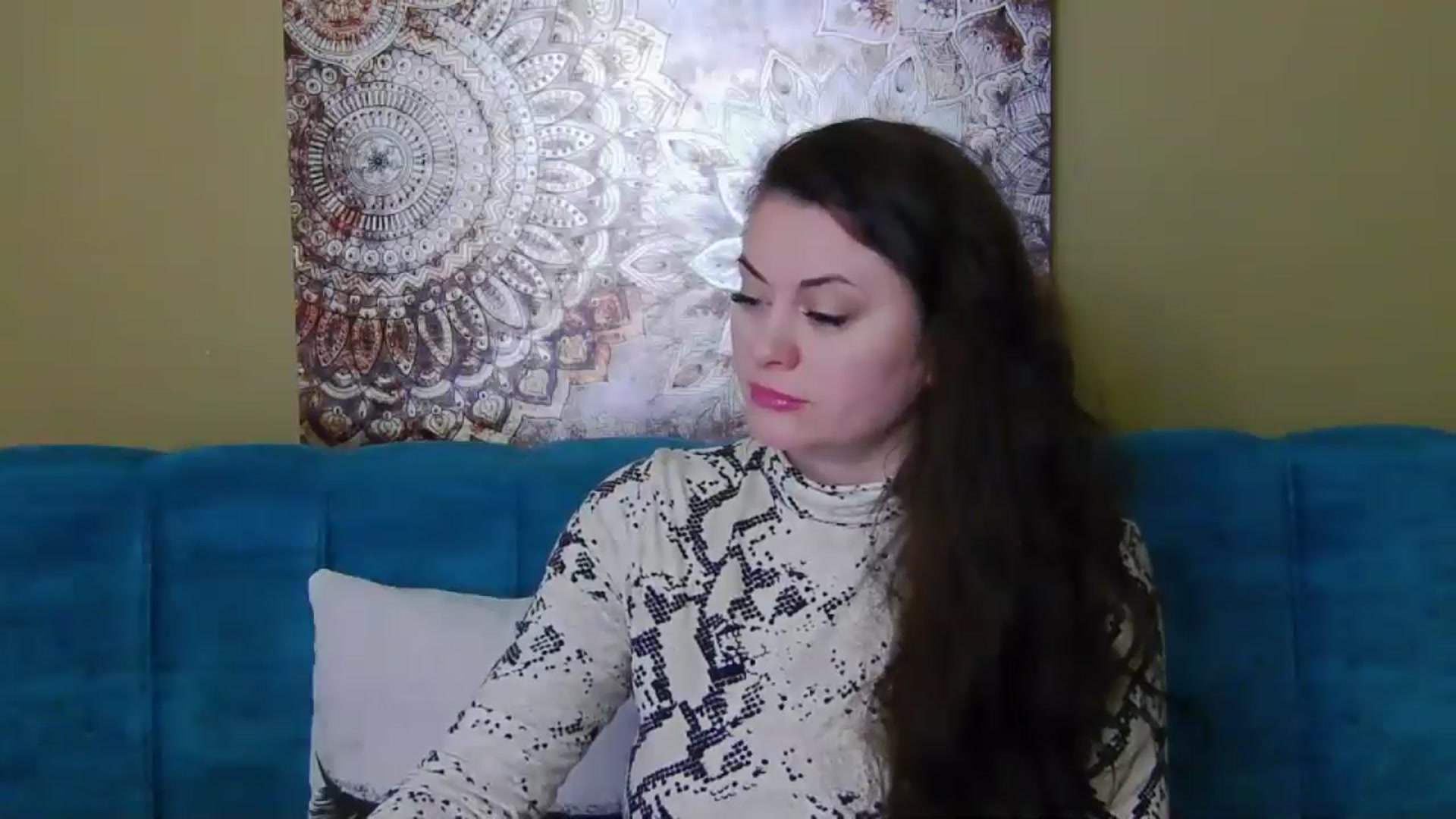 Gallery image thumbnail from ForeverChic's myfreecams stream on, 12/10/2024, 14:42 image 3 of 20