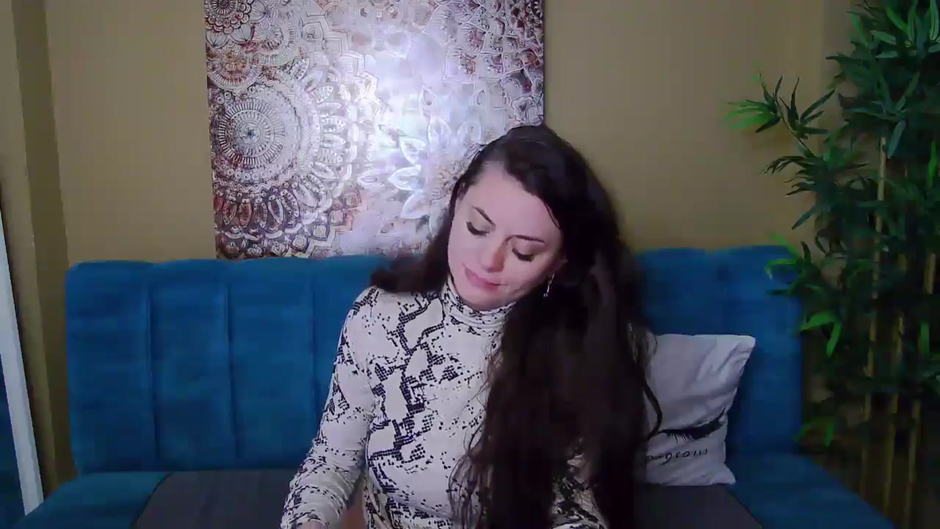Gallery image thumbnail from ForeverChic's myfreecams stream on, 12/10/2024, 16:15 image 20 of 20