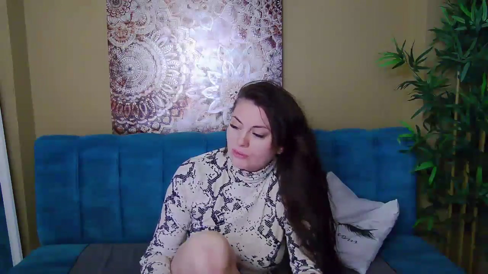 Gallery image thumbnail from ForeverChic's myfreecams stream on, 12/10/2024, 16:15 image 8 of 20