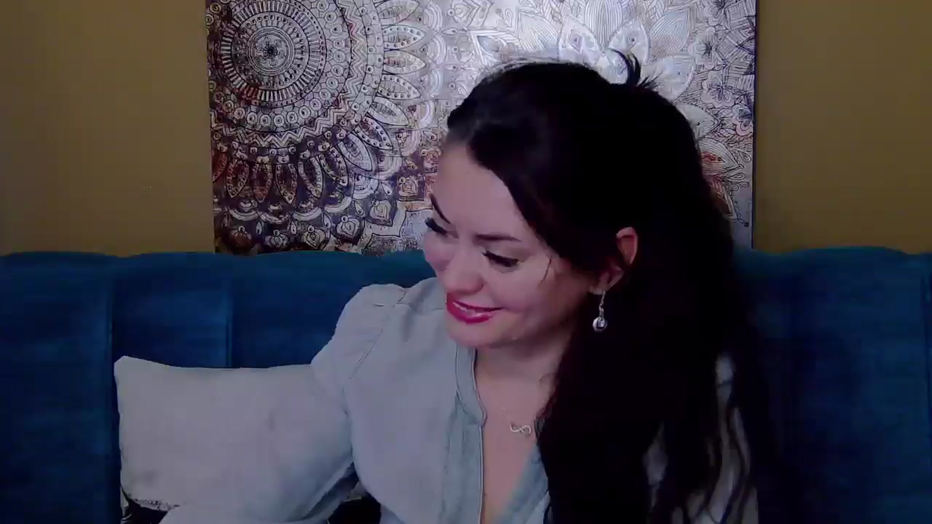 Gallery image thumbnail from ForeverChic's myfreecams stream on, 12/13/2024, 13:35 image 13 of 20