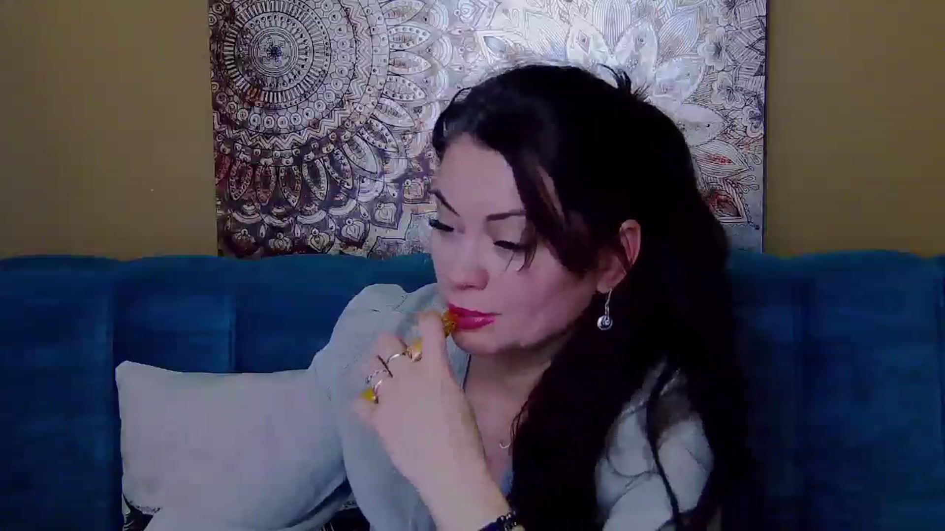 Gallery image thumbnail from ForeverChic's myfreecams stream on, 12/13/2024, 13:35 image 20 of 20