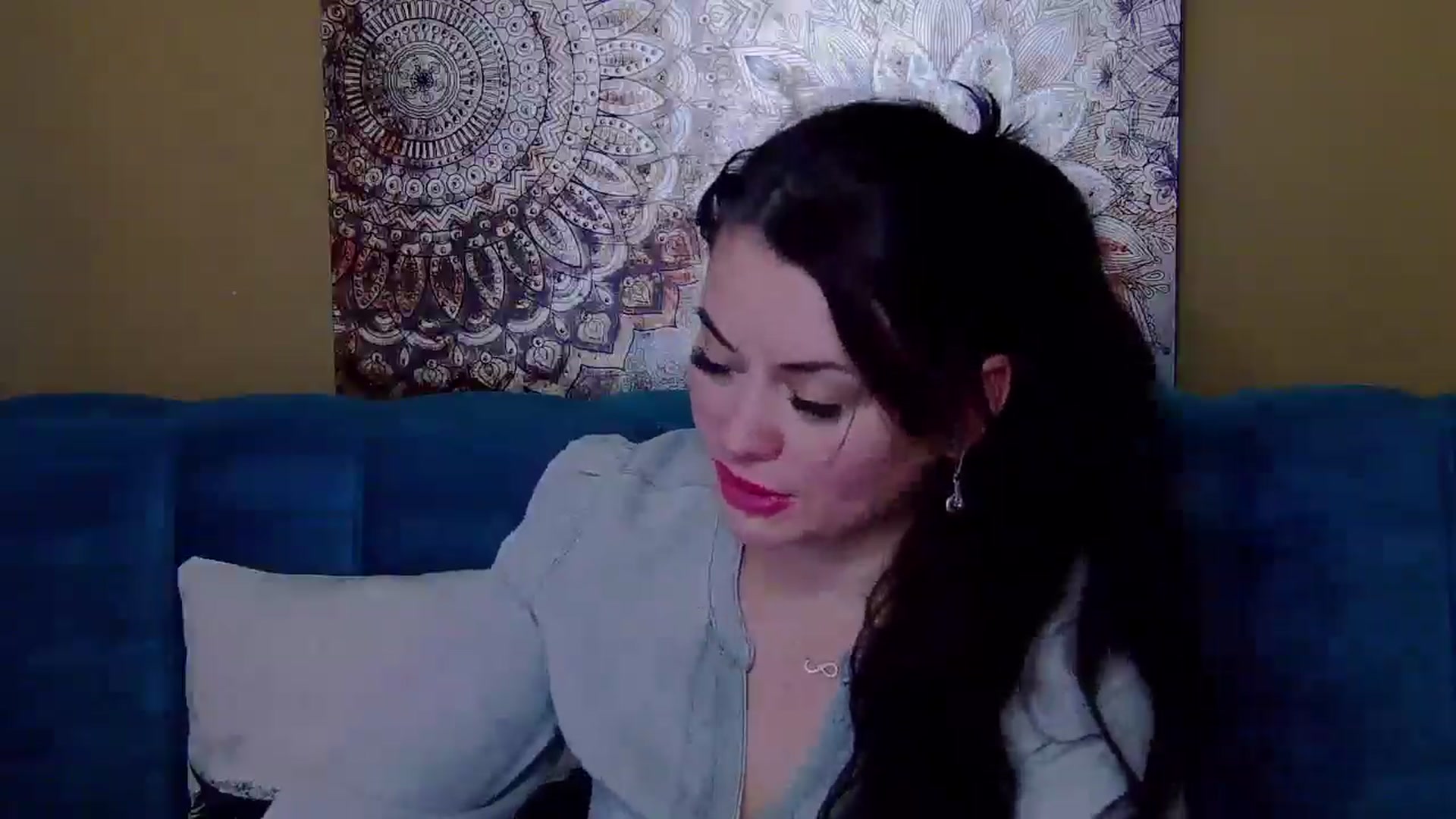Gallery image thumbnail from ForeverChic's myfreecams stream on, 12/13/2024, 13:35 image 19 of 20