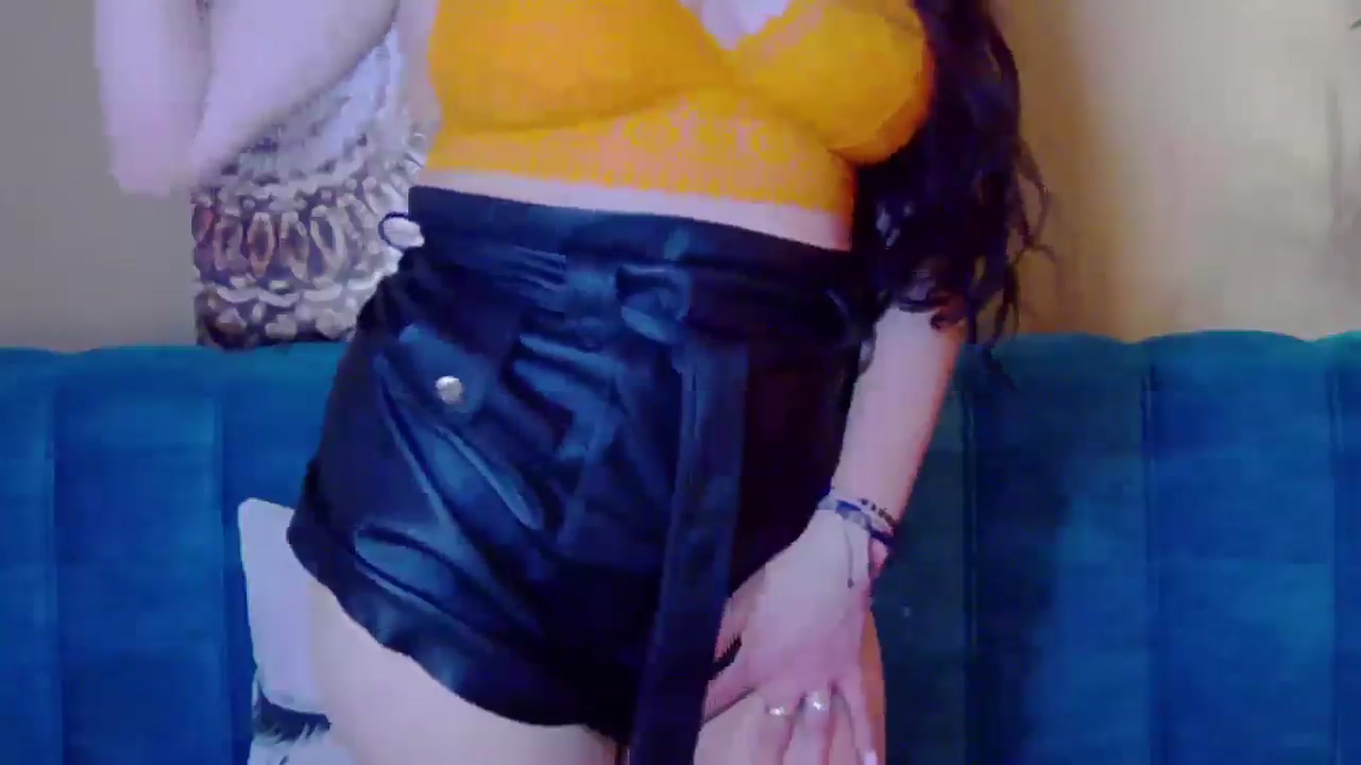 Gallery image thumbnail from ForeverChic's myfreecams stream on, 12/15/2024, 10:40 image 16 of 20