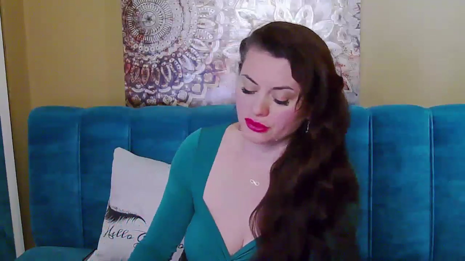 Gallery image thumbnail from ForeverChic's myfreecams stream on, 12/19/2024, 11:45 image 4 of 20