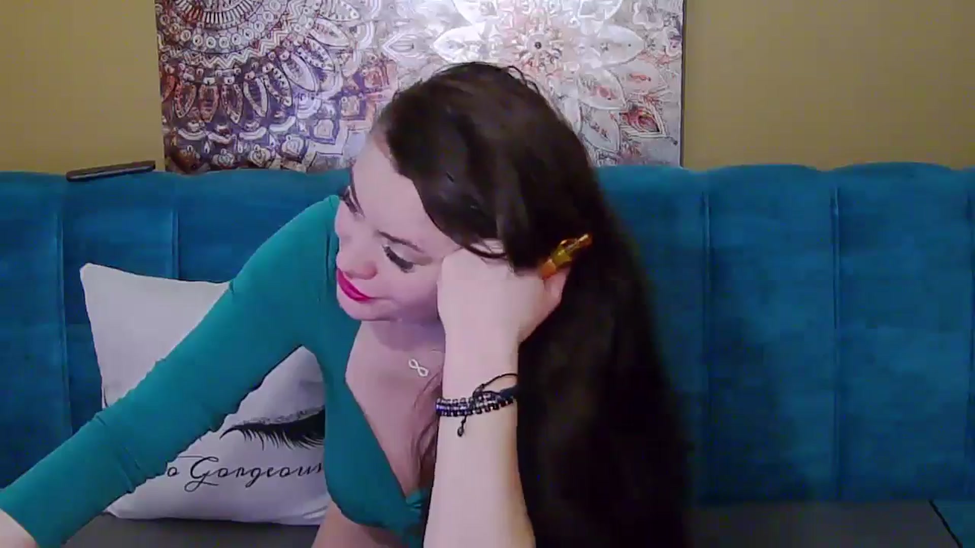 Gallery image thumbnail from ForeverChic's myfreecams stream on, 12/19/2024, 13:16 image 17 of 20