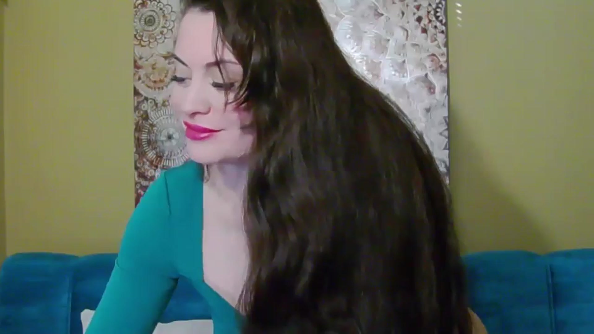 Gallery image thumbnail from ForeverChic's myfreecams stream on, 12/19/2024, 13:16 image 13 of 20