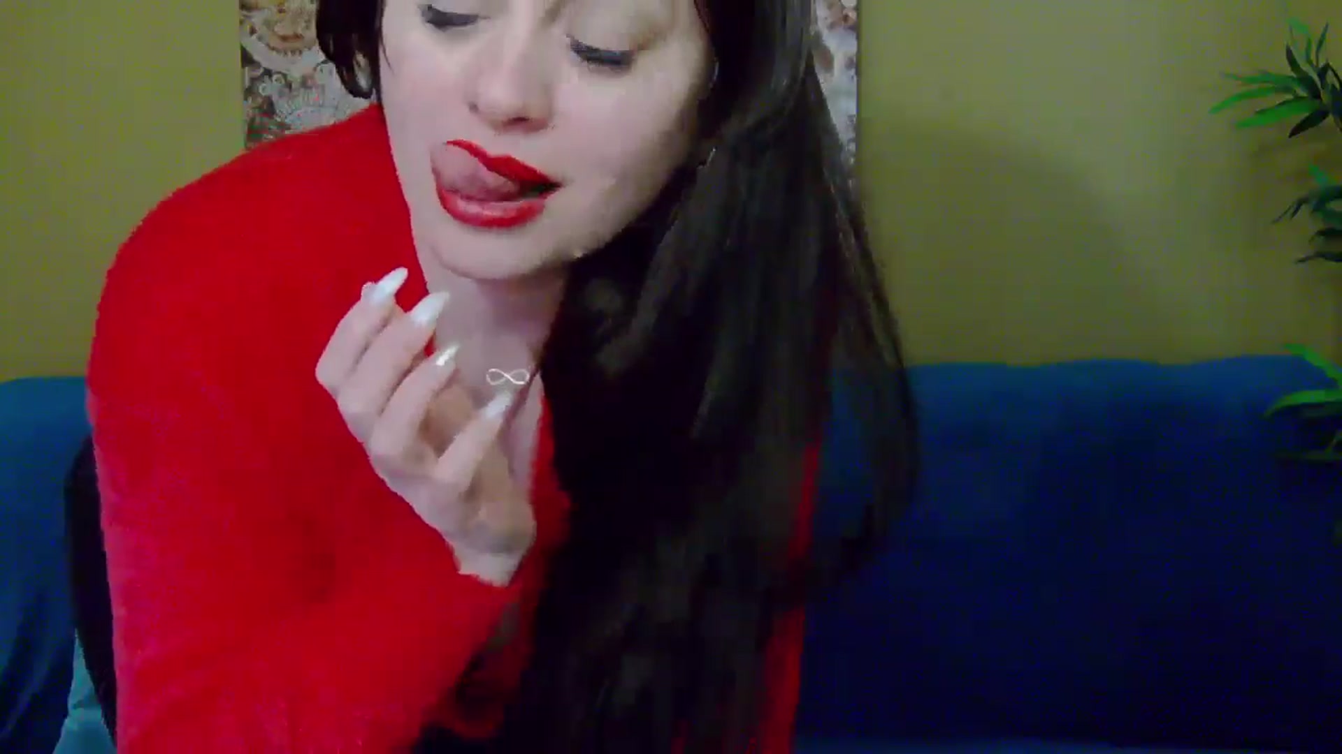Gallery image thumbnail from ForeverChic's myfreecams stream on, 12/23/2024, 11:38 image 14 of 20