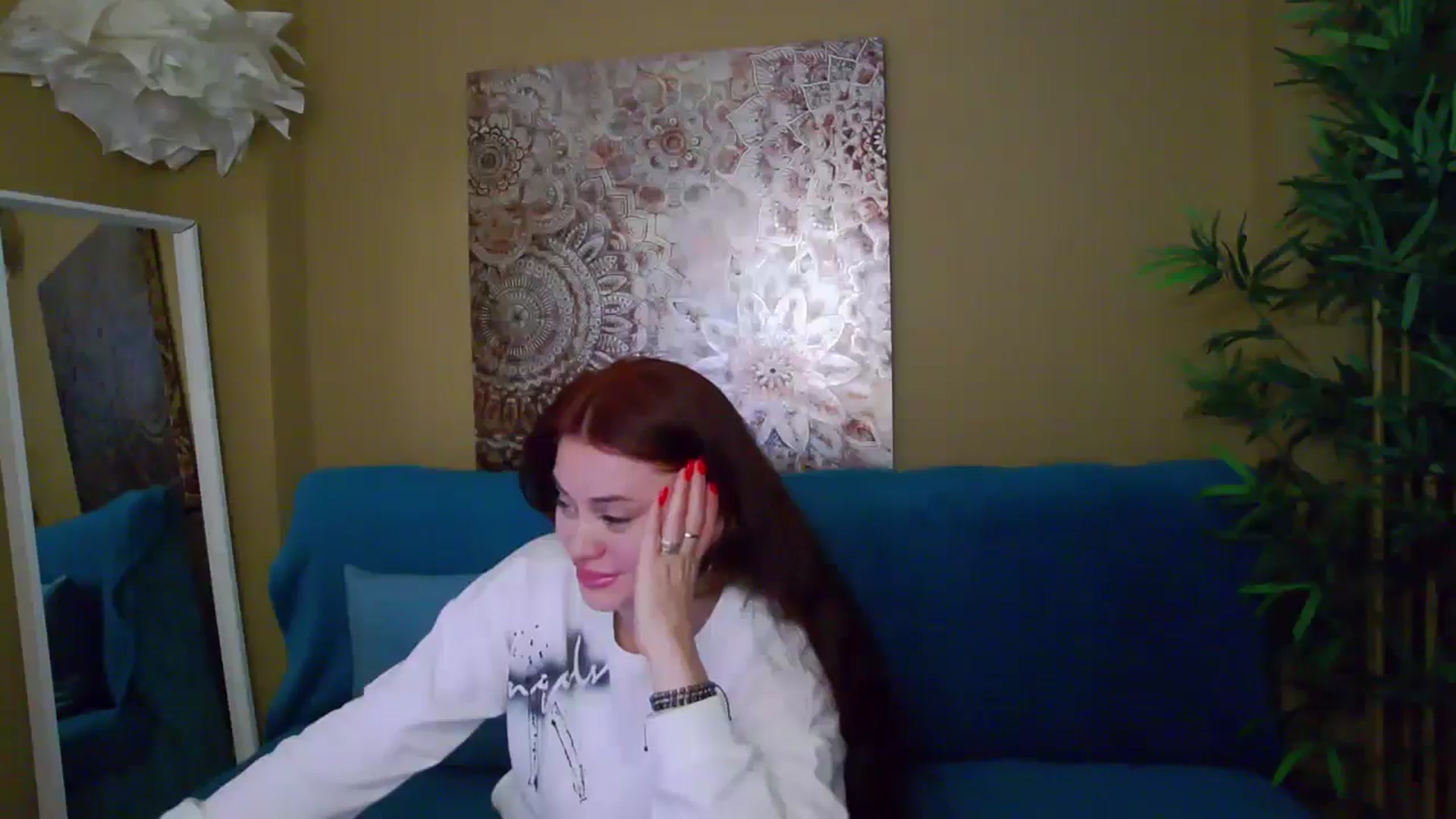 Gallery image thumbnail from ForeverChic's myfreecams stream on, 01/02/2025, 14:00 image 7 of 20