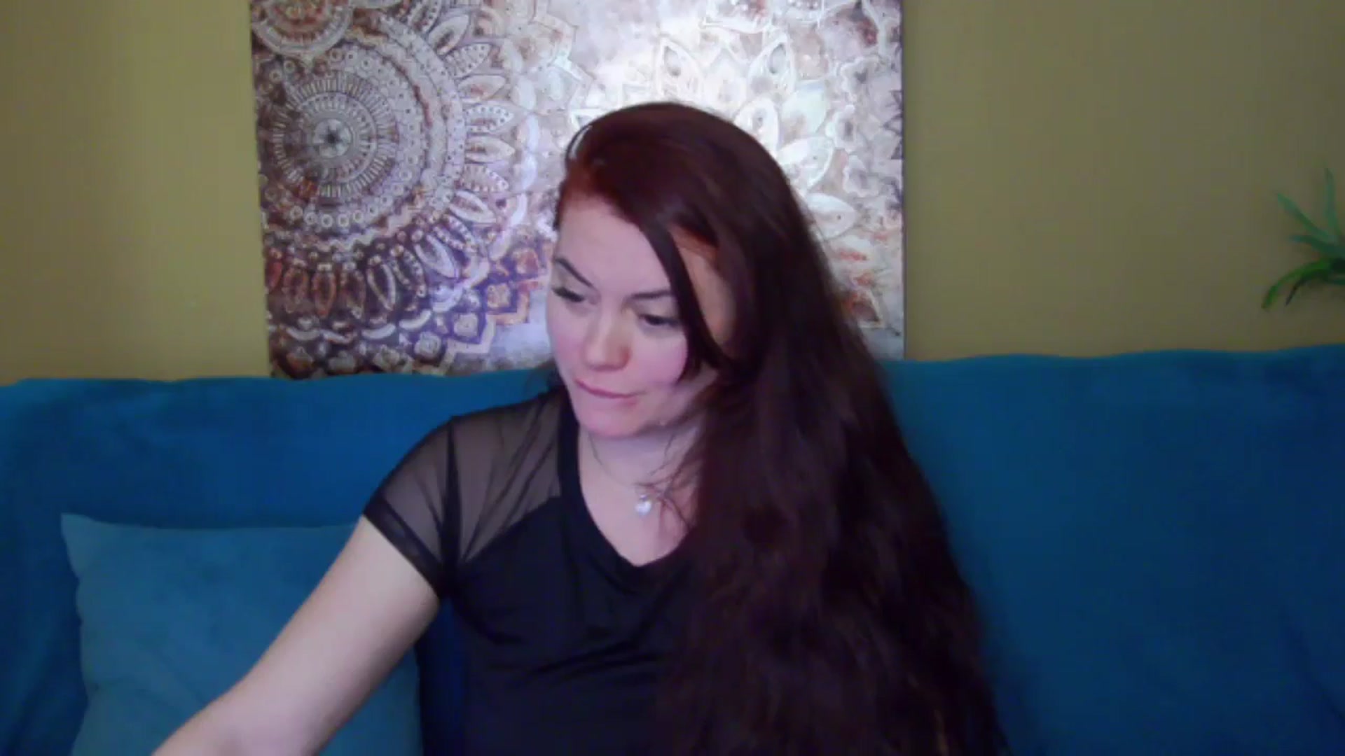 Gallery image thumbnail from ForeverChic's myfreecams stream on, 01/03/2025, 08:25 image 19 of 20