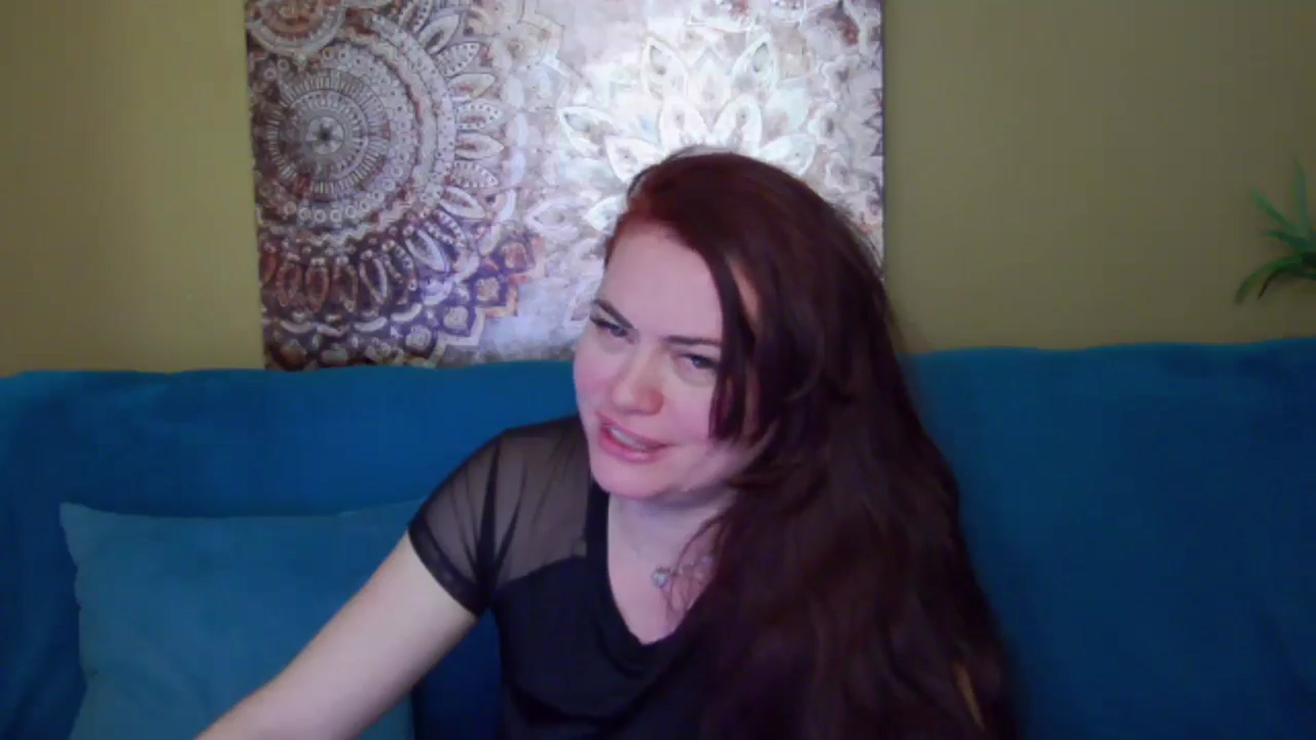 Gallery image thumbnail from ForeverChic's myfreecams stream on, 01/03/2025, 08:25 image 11 of 20