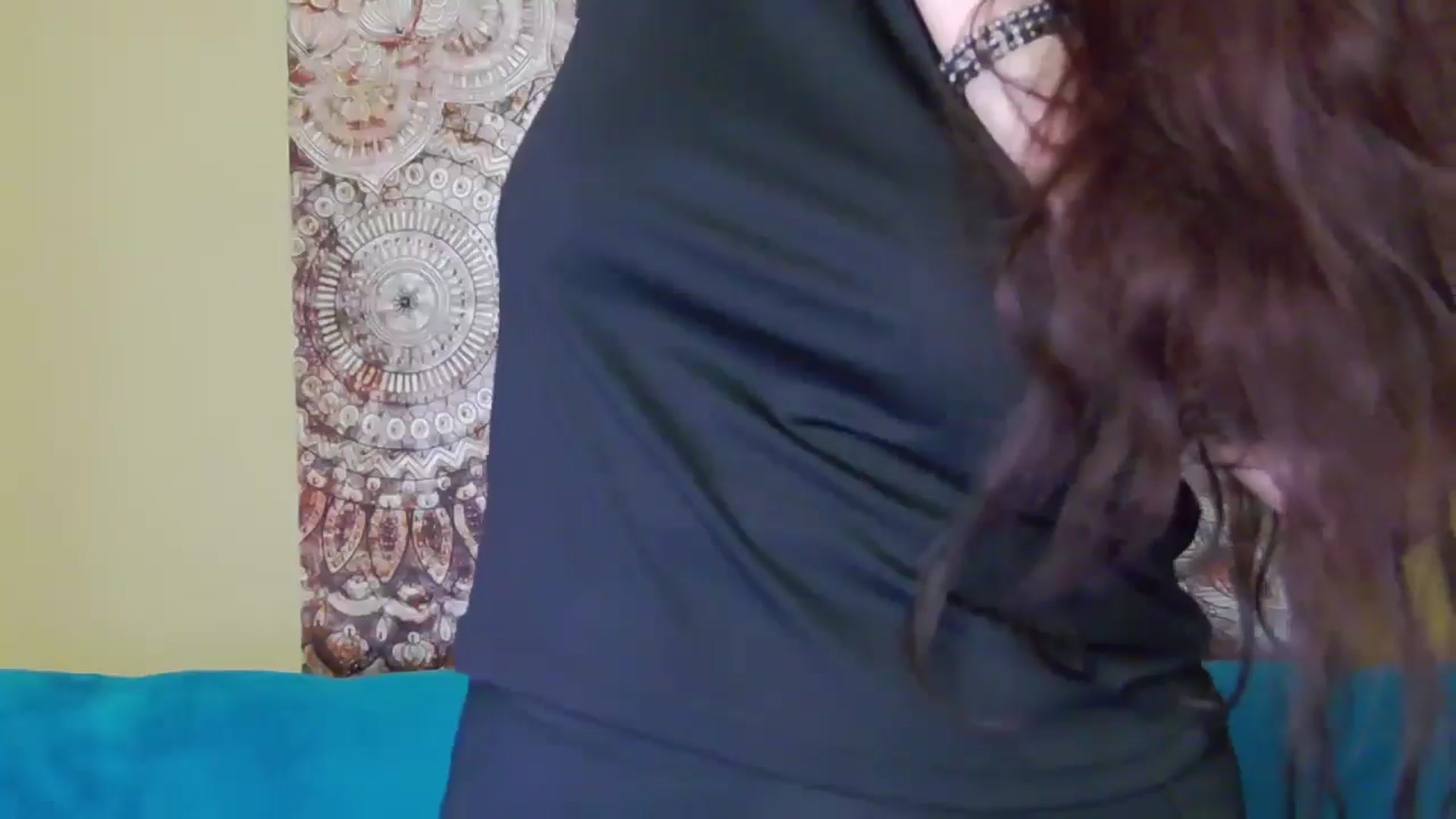 Gallery image thumbnail from ForeverChic's myfreecams stream on, 01/03/2025, 11:59 image 4 of 20