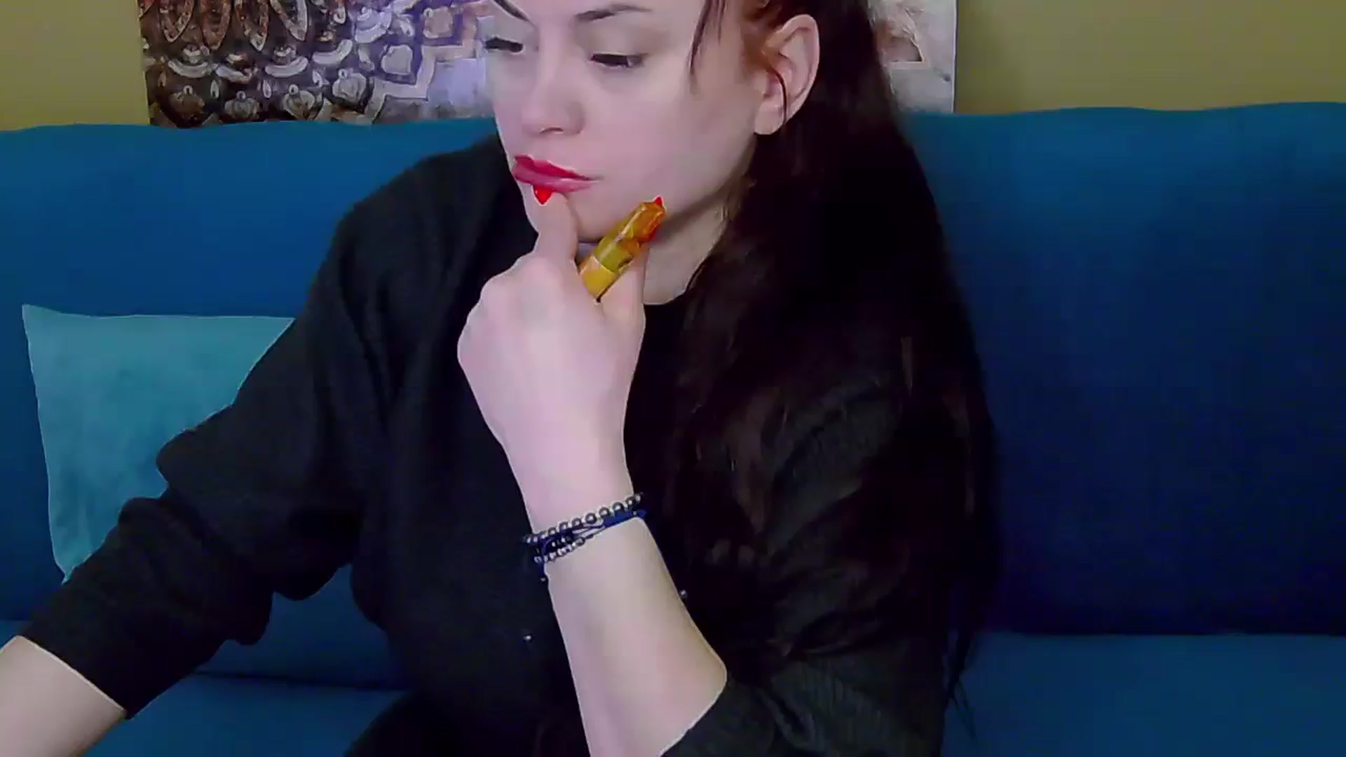 Gallery image thumbnail from ForeverChic's myfreecams stream on, 01/04/2025, 08:21 image 14 of 20