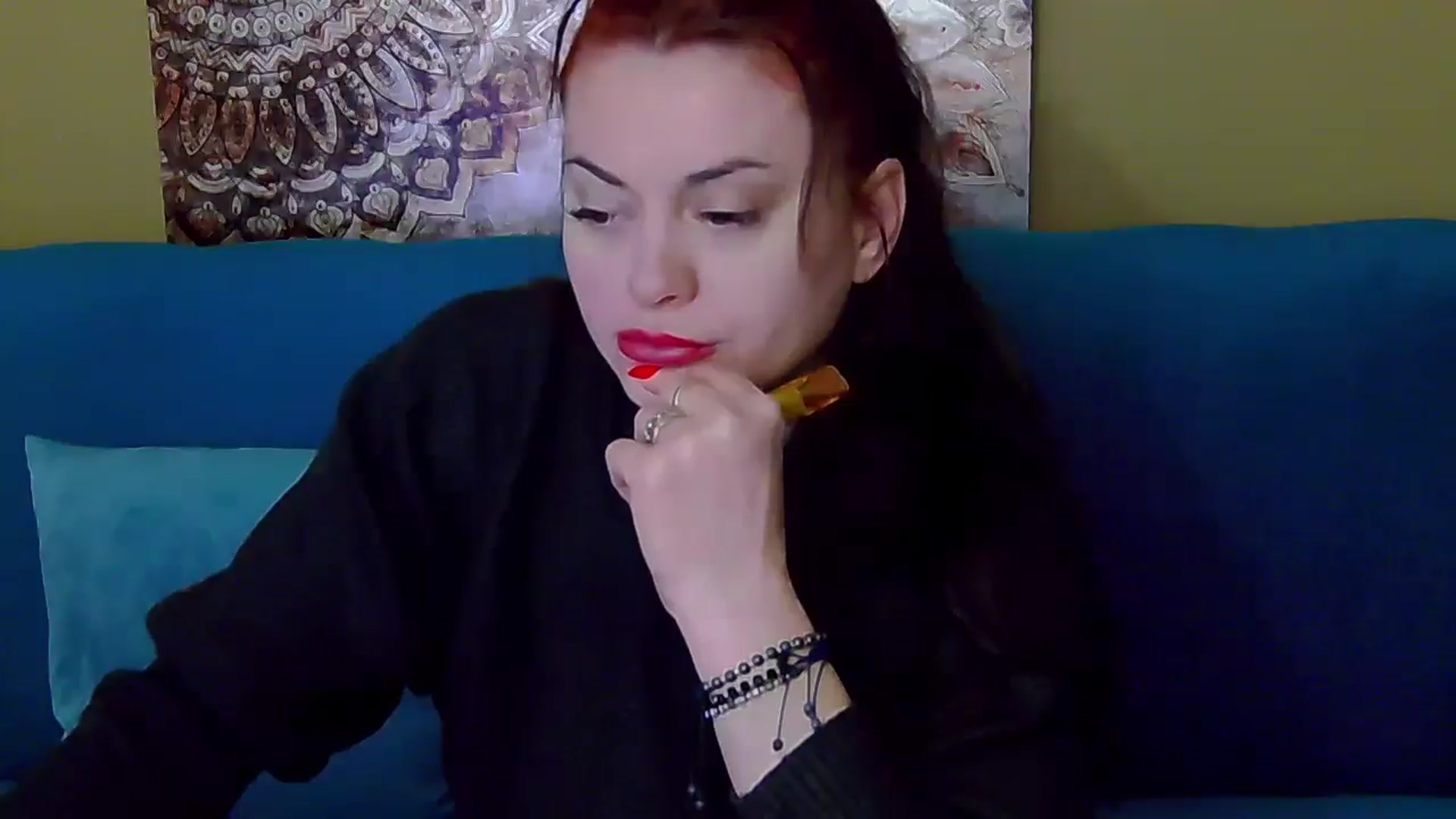 Gallery image thumbnail from ForeverChic's myfreecams stream on, 01/04/2025, 08:21 image 16 of 20