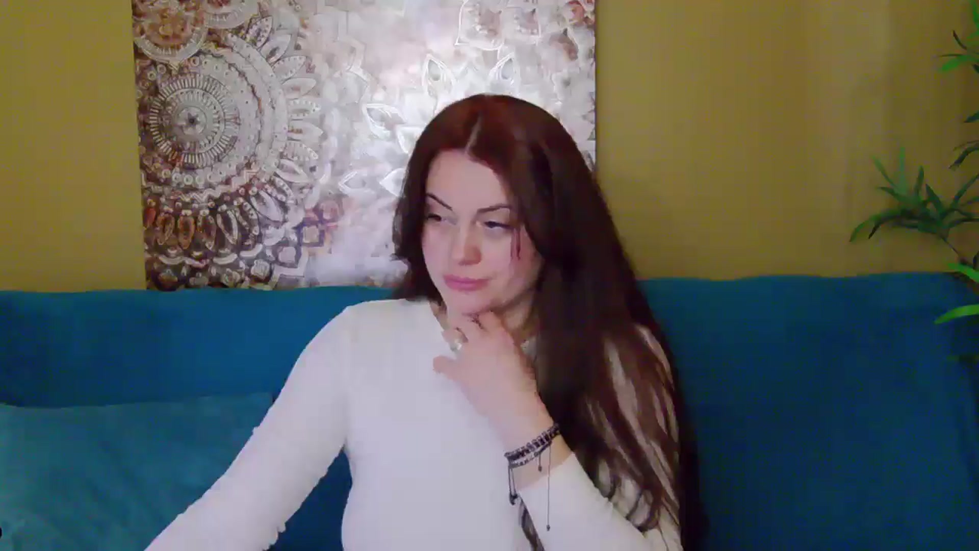 Gallery image thumbnail from ForeverChic's myfreecams stream on, 01/05/2025, 11:20 image 19 of 20