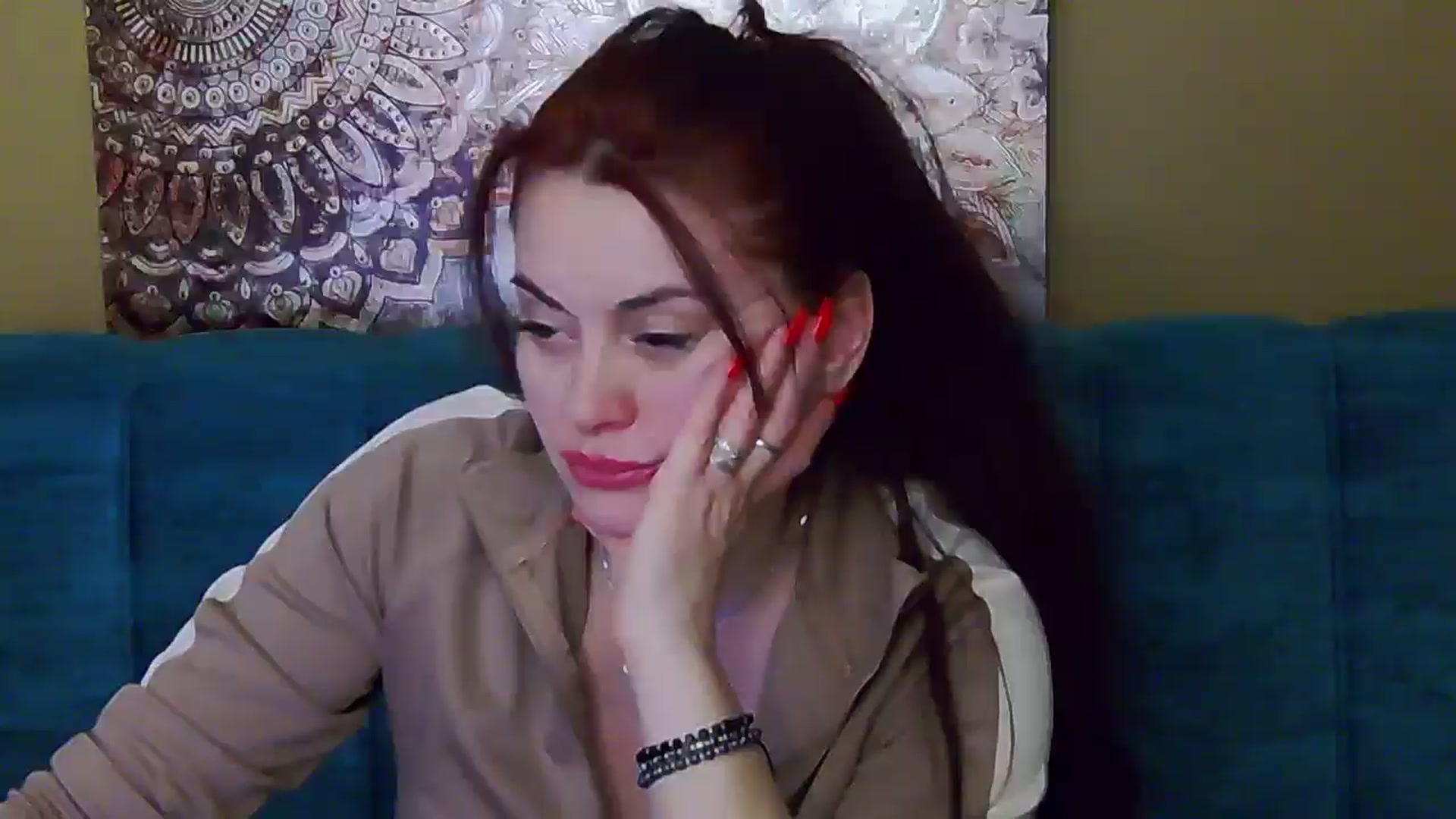 Gallery image thumbnail from ForeverChic's myfreecams stream on, 01/08/2025, 15:53 image 14 of 20