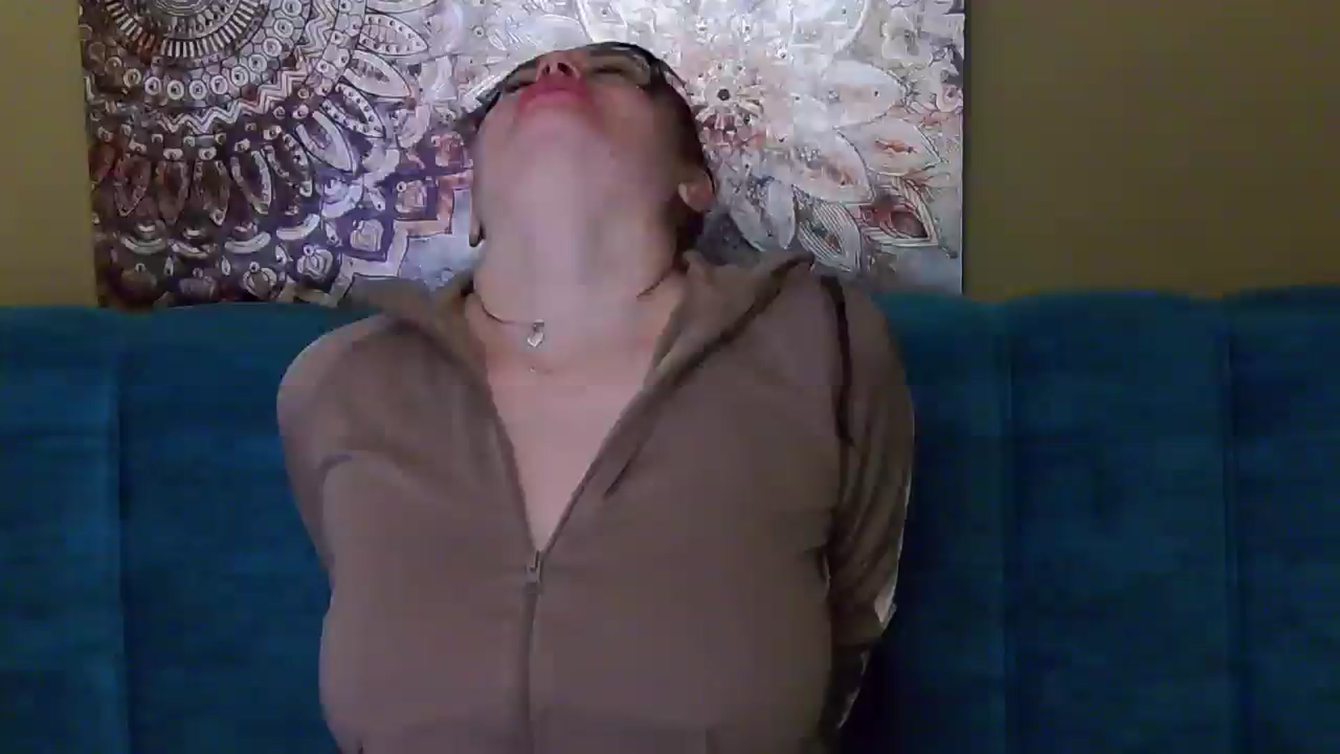 Gallery image thumbnail from ForeverChic's myfreecams stream on, 01/08/2025, 15:53 image 17 of 20