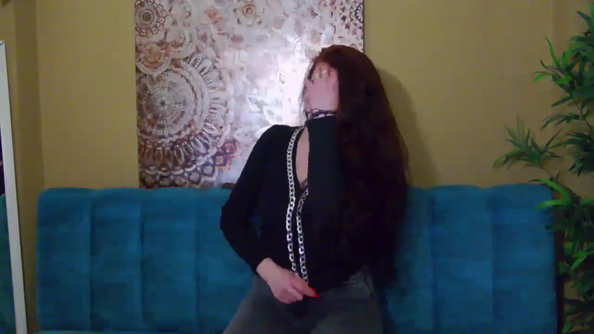 Gallery image thumbnail from ForeverChic's myfreecams stream on, 01/09/2025, 07:18 image 8 of 20