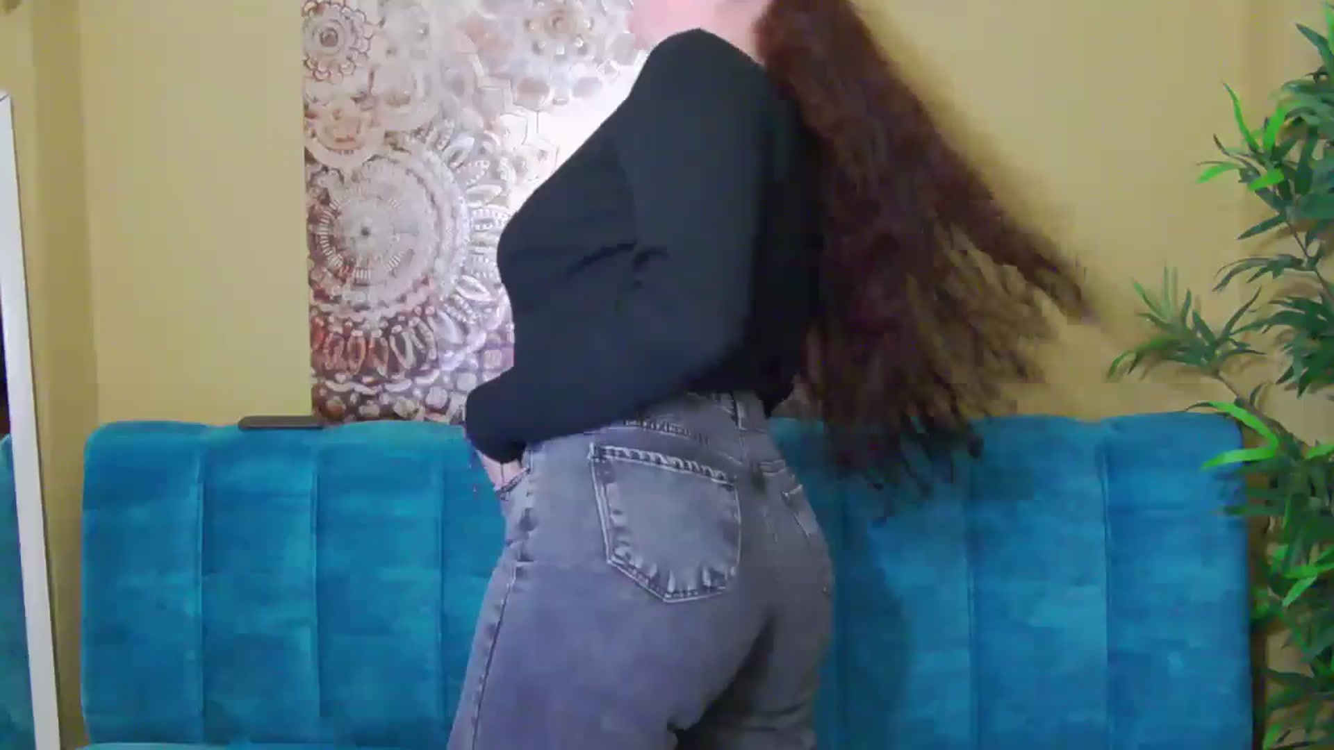 Gallery image thumbnail from ForeverChic's myfreecams stream on, 01/09/2025, 07:18 image 11 of 20