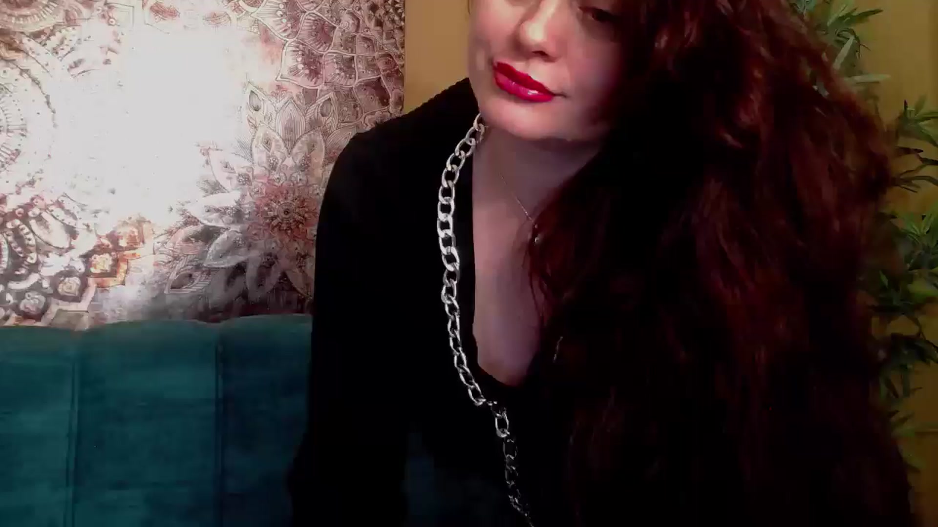 Gallery image thumbnail from ForeverChic's myfreecams stream on, 01/09/2025, 11:20 image 3 of 20